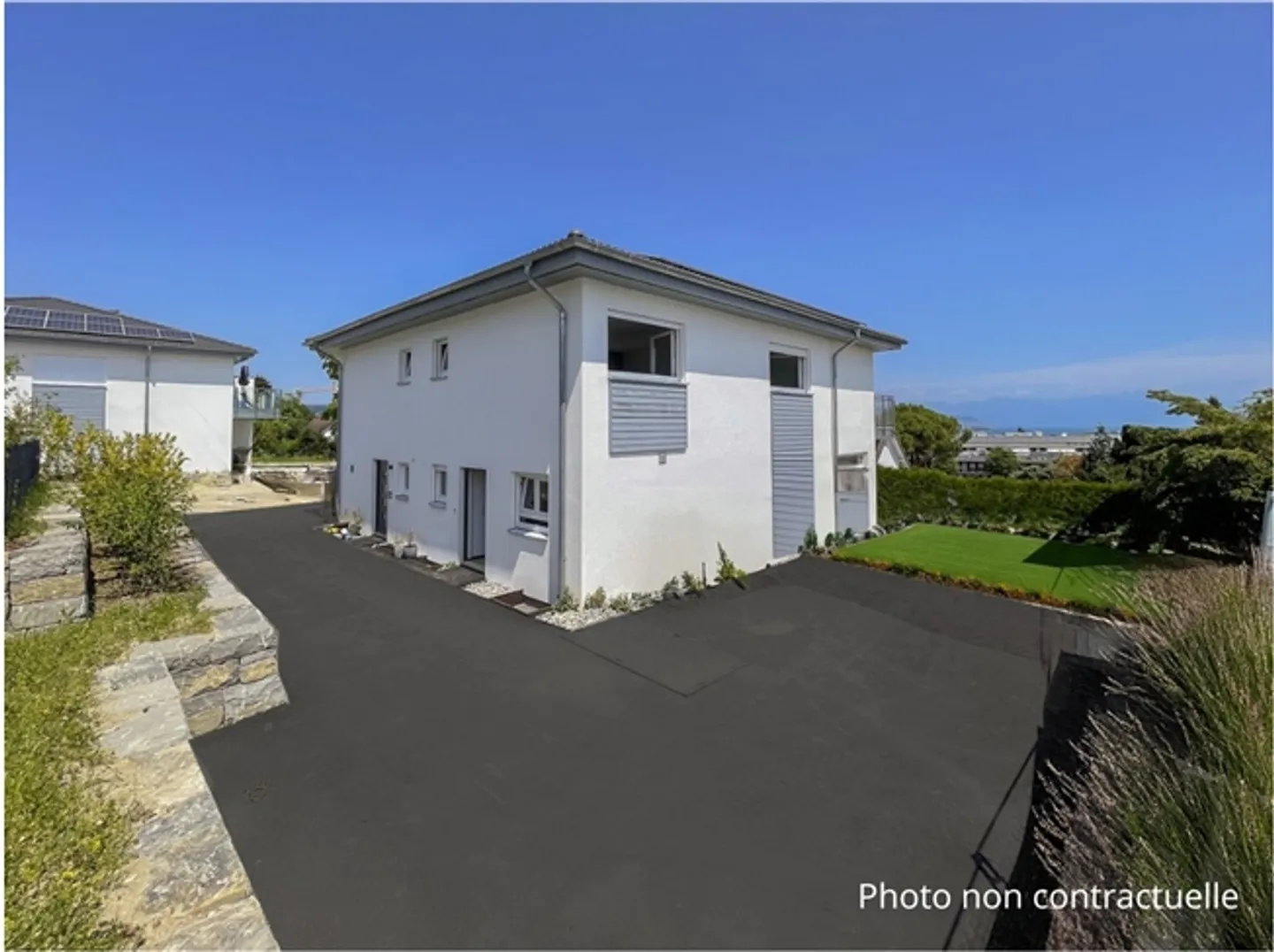 Lumière, jardin et vue sur le lac ? Villa familiale à Écublens - Photo 1 sur 13