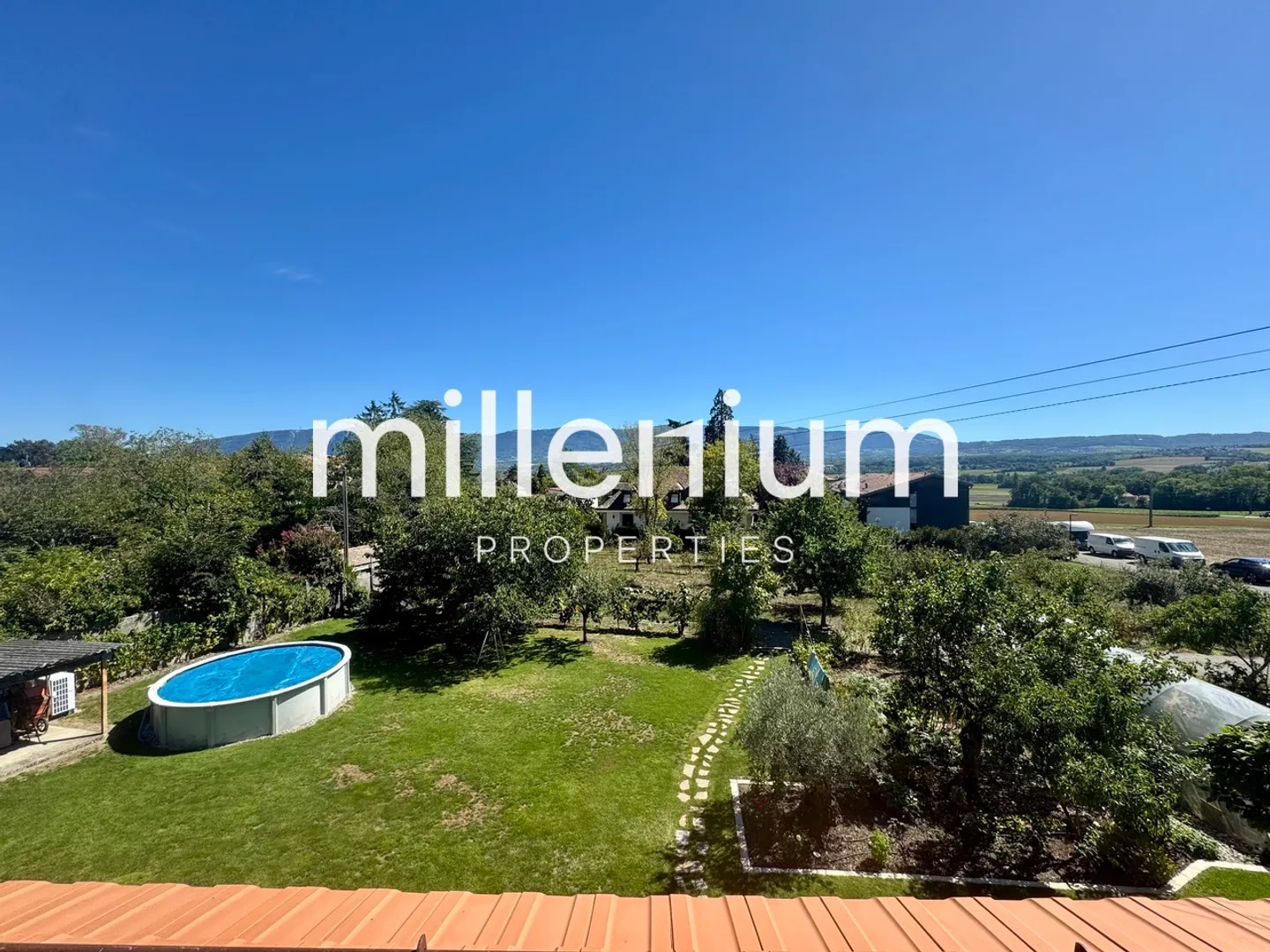 Beautiful, comfortable apartment in the municipality of Bernex - Photo 9 of 9