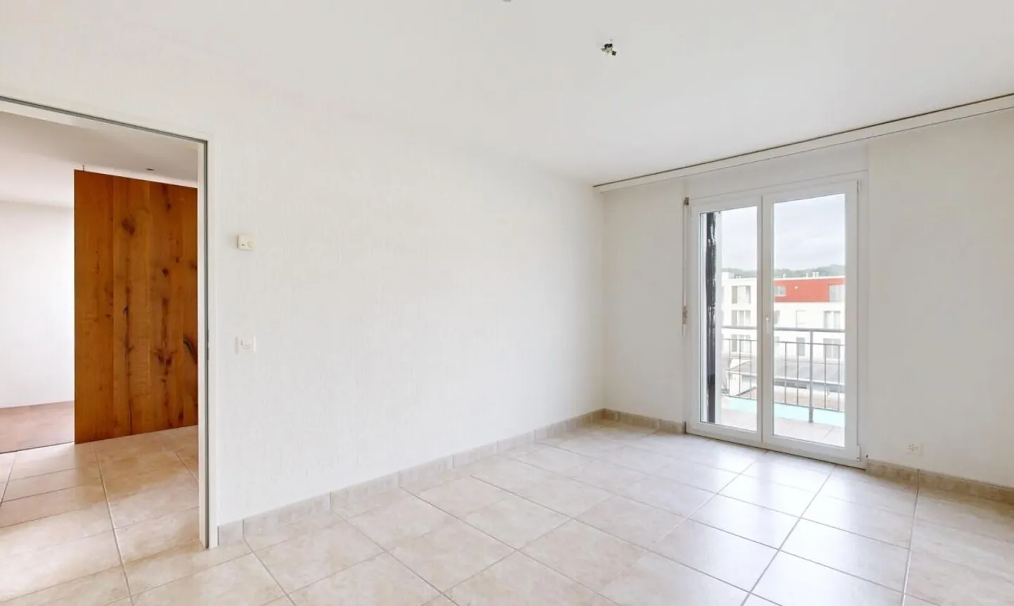 Appartement en duplex de 5 pièces au centre de Bonstetten - Photo 10 sur 11