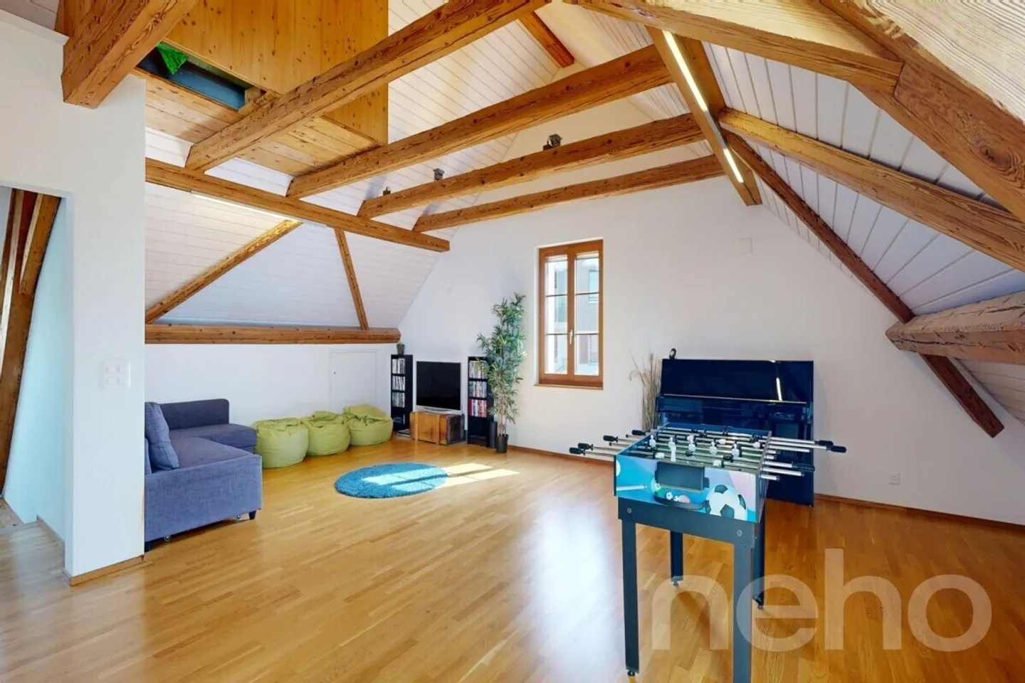 Charming property with plenty of space and modern technology - Photo 7 of 12