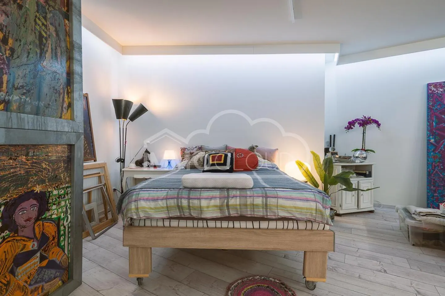 Loft in Industrial Style - Photo 6 of 10