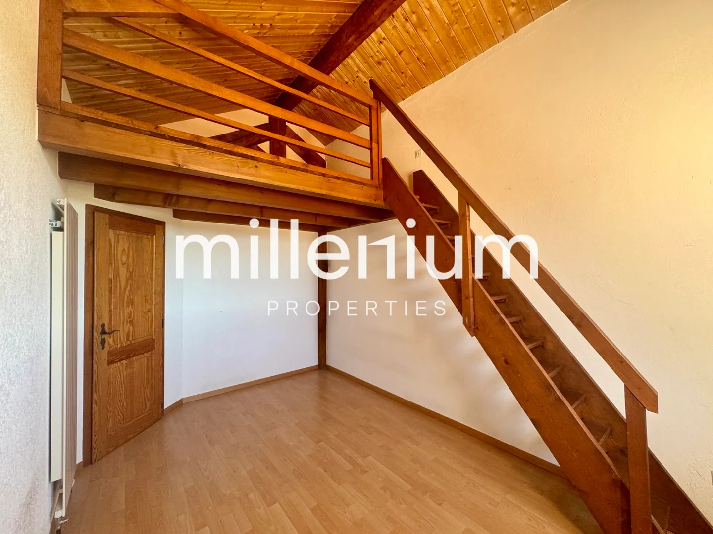 Beautiful, comfortable apartment in the municipality of Bernex - Photo 4 of 9