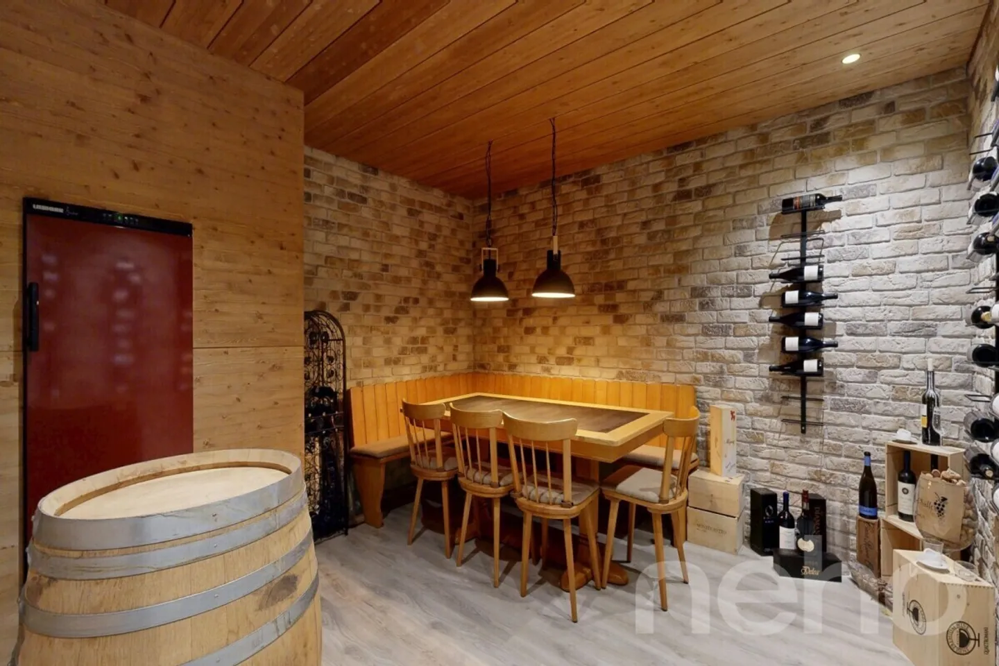 Charming property with plenty of space and modern technology - Photo 9 of 12