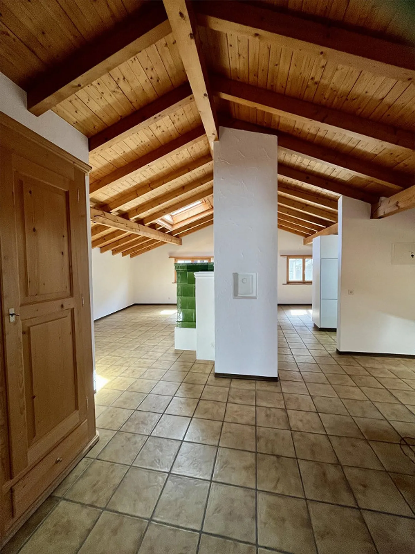 4.5 Room Apartment - Photo 1 of 10