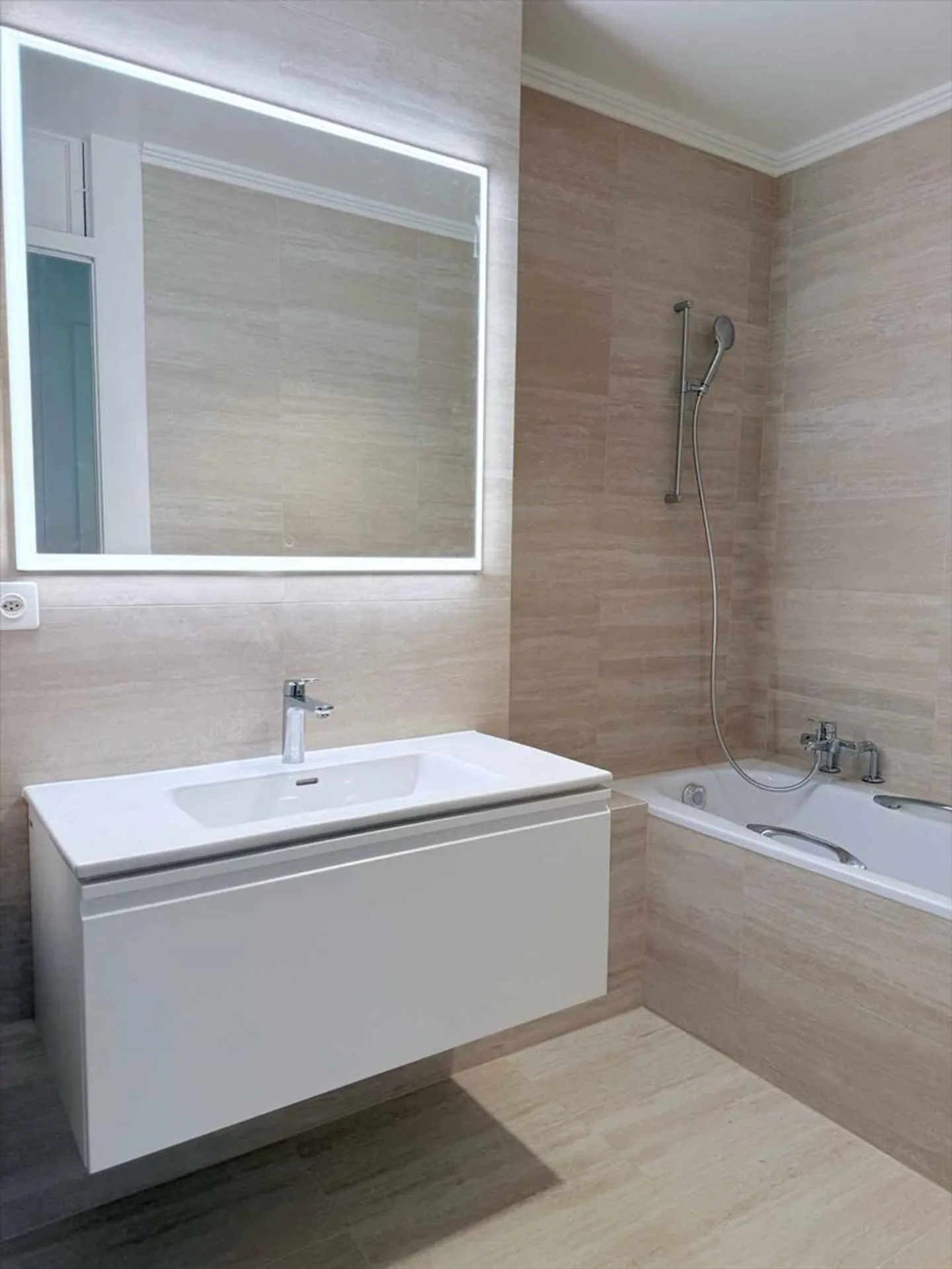 Appartamento in affitto - Foto 6 di 7