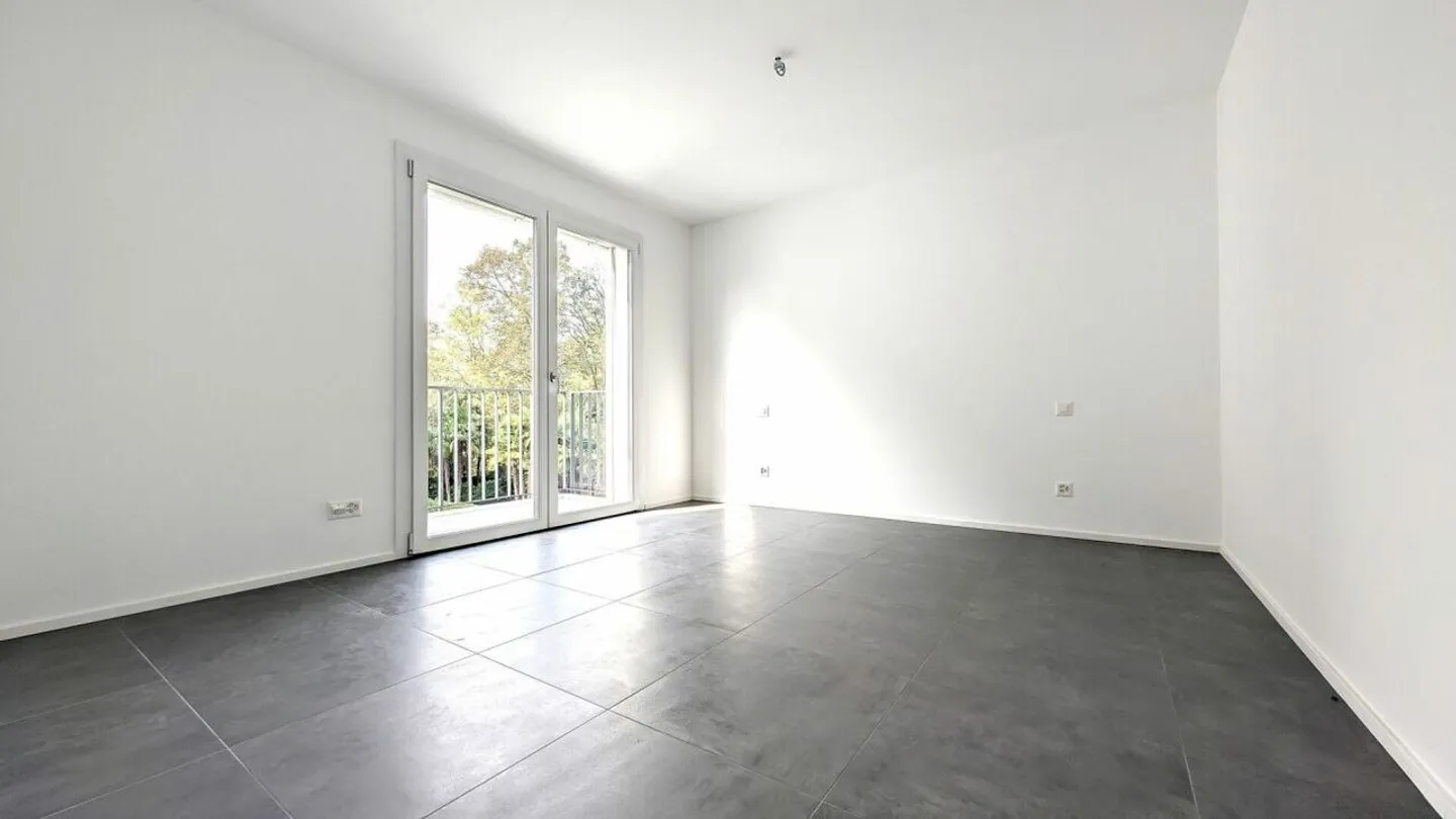 Modern design and living comfort - Photo 3 of 10