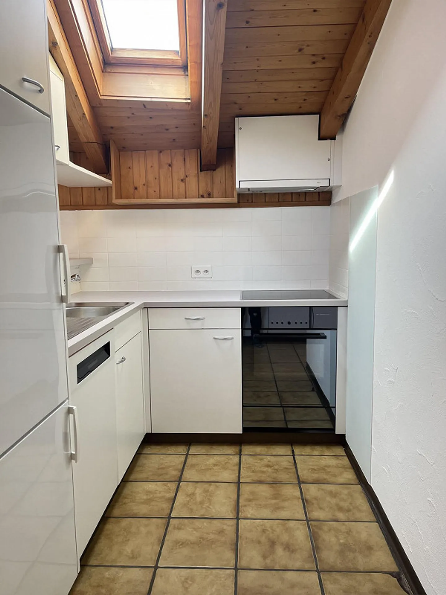 4.5 Room Apartment - Photo 2 of 10