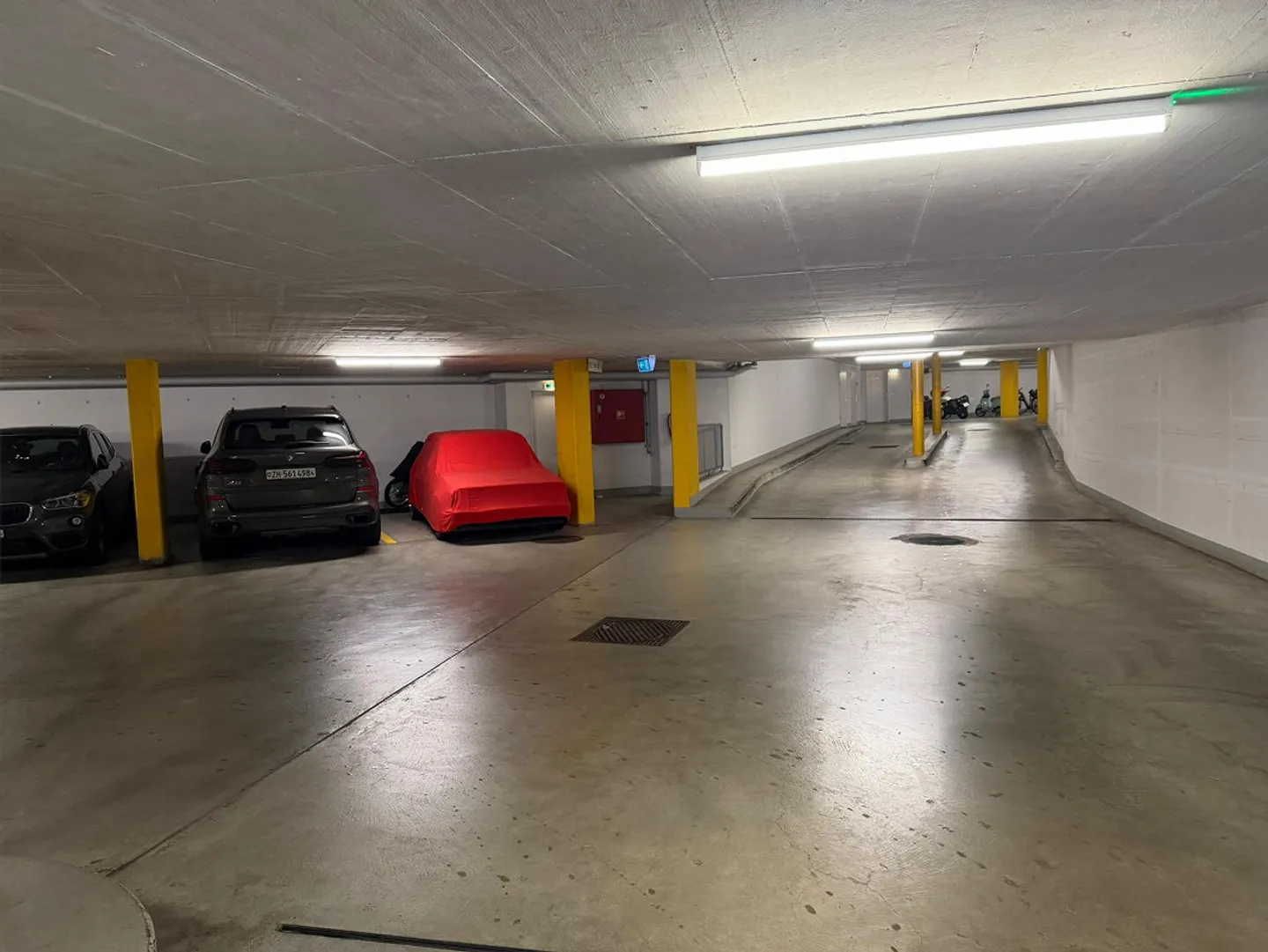 Posti auto in affitto ad Adliswil - Foto 3 di 6