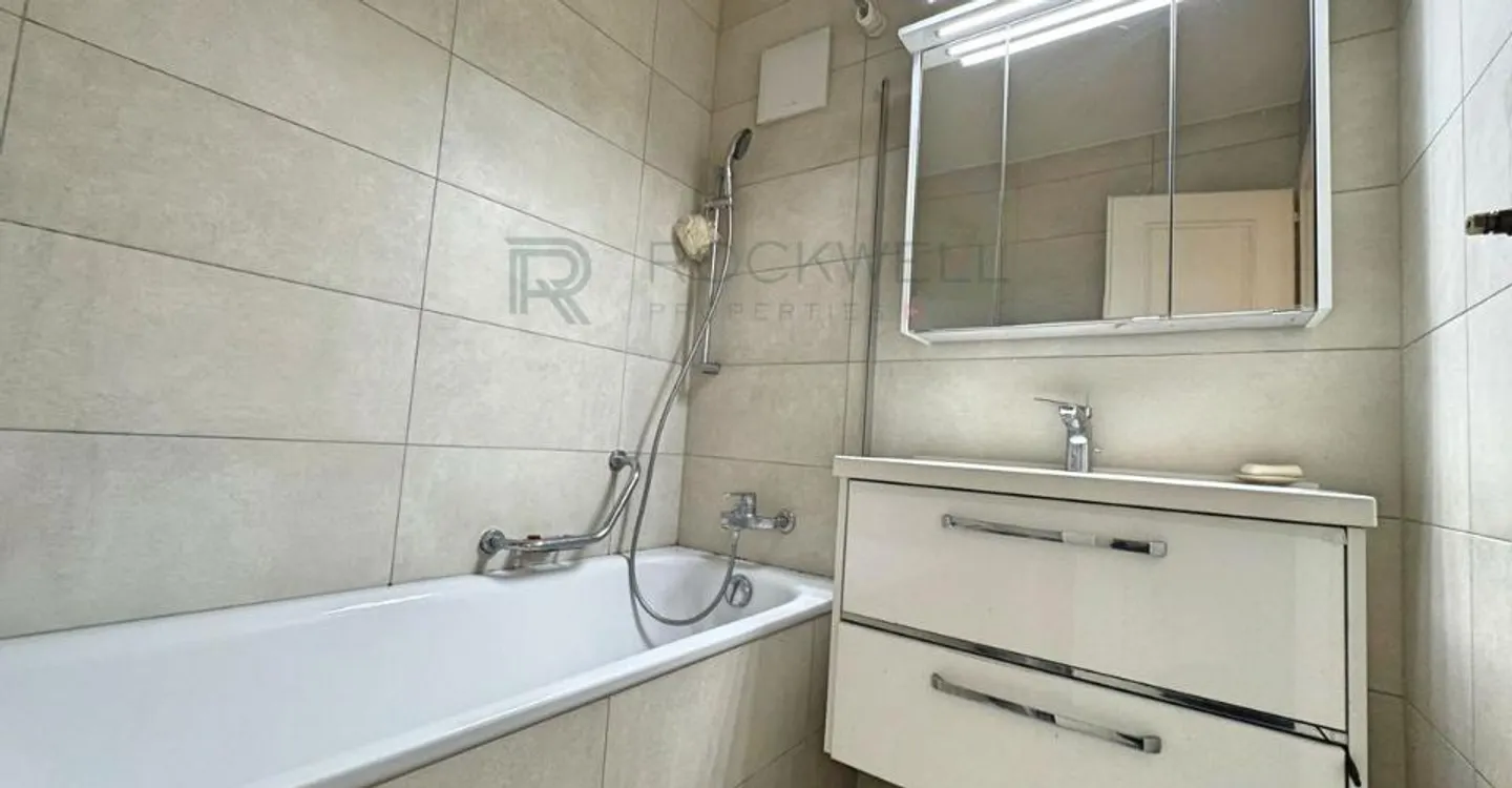 Yverdon center - 3.5 room apartment with outdoor parking - Photo 5 of 8