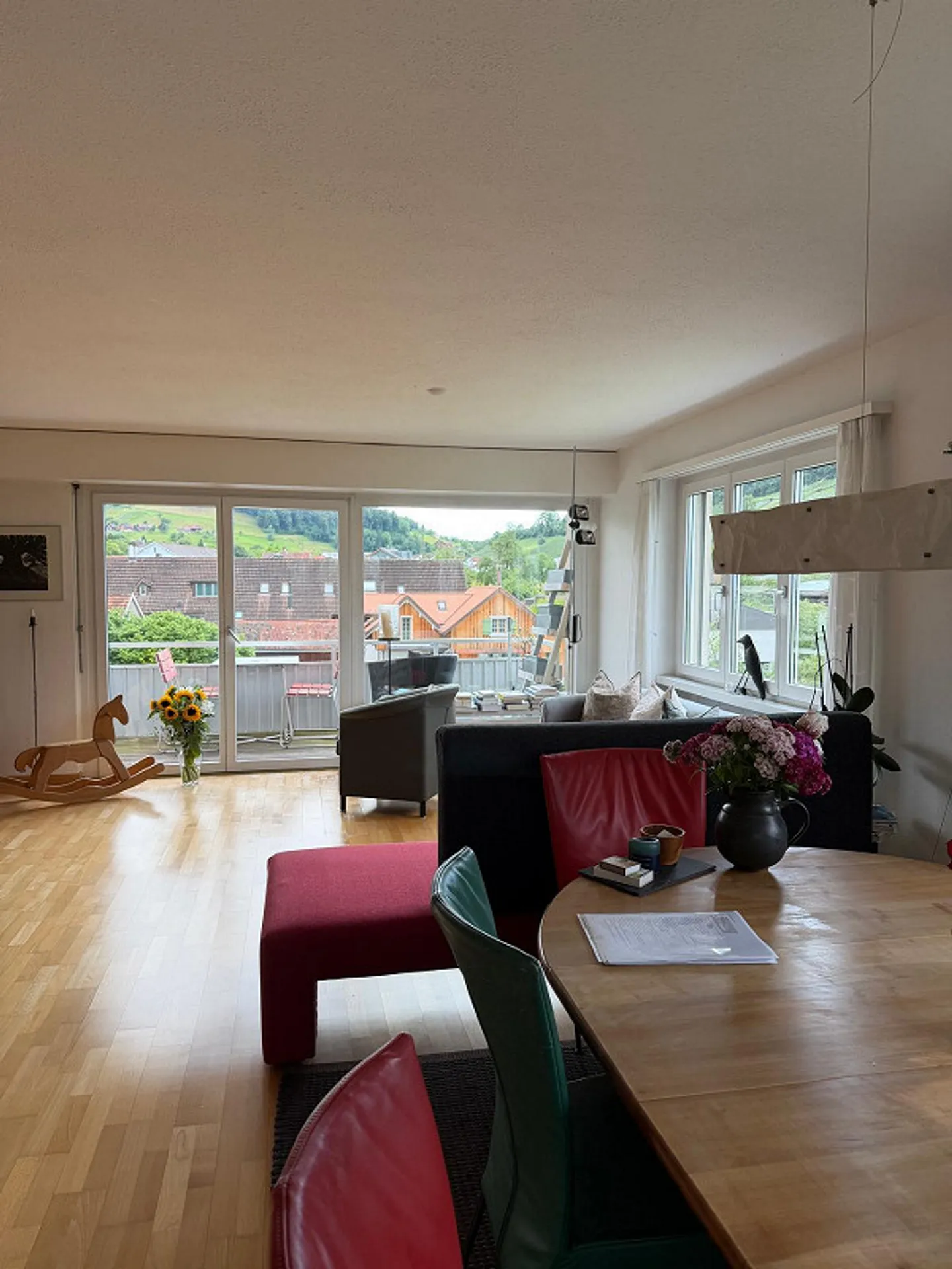 Appartamento di 4,5 stanze in una bella zona residenziale a Thal - Foto 1 di 10