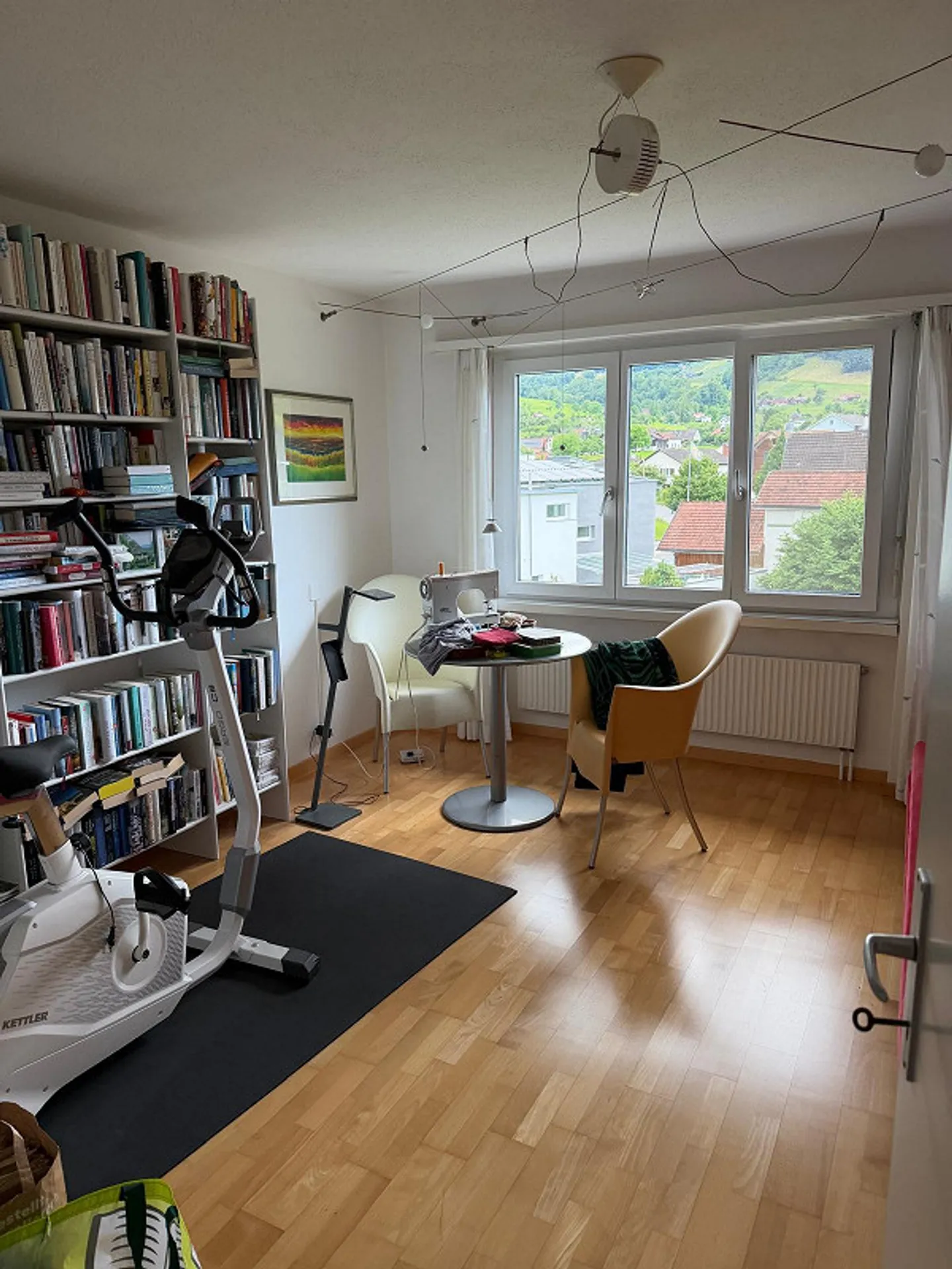 Appartamento di 4,5 stanze in una bella zona residenziale a Thal - Foto 7 di 10