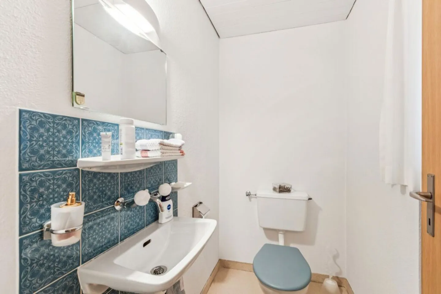 A true gem with a special living feeling! - Photo 9 of 20