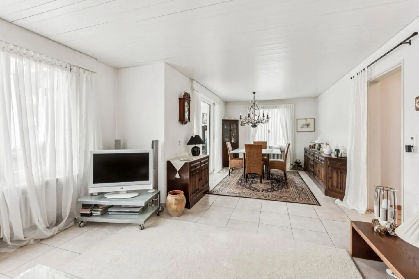 A true gem with a special living feeling! - Photo 17 of 20