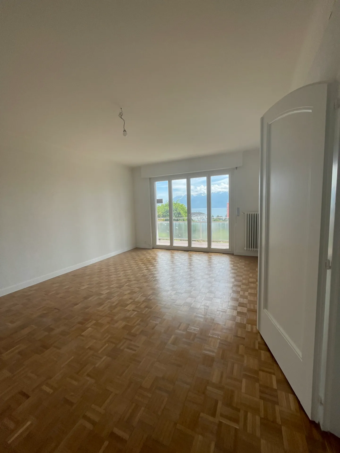 Appartamento Incantevole con Vista Lago - Foto 6 di 7