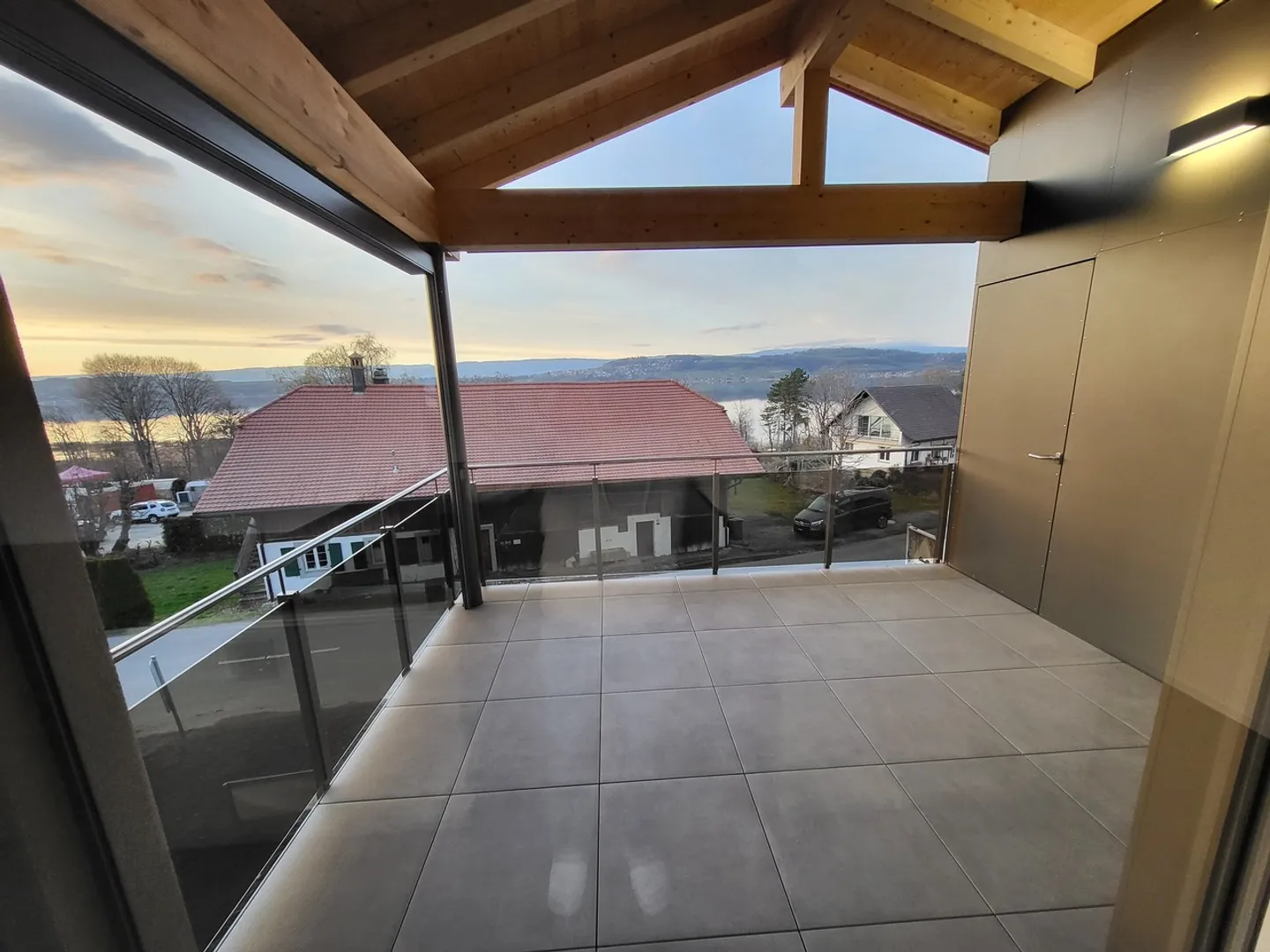 EXCLUSIVE LIVING WITH LAKE VIEW - Photo 8 of 16