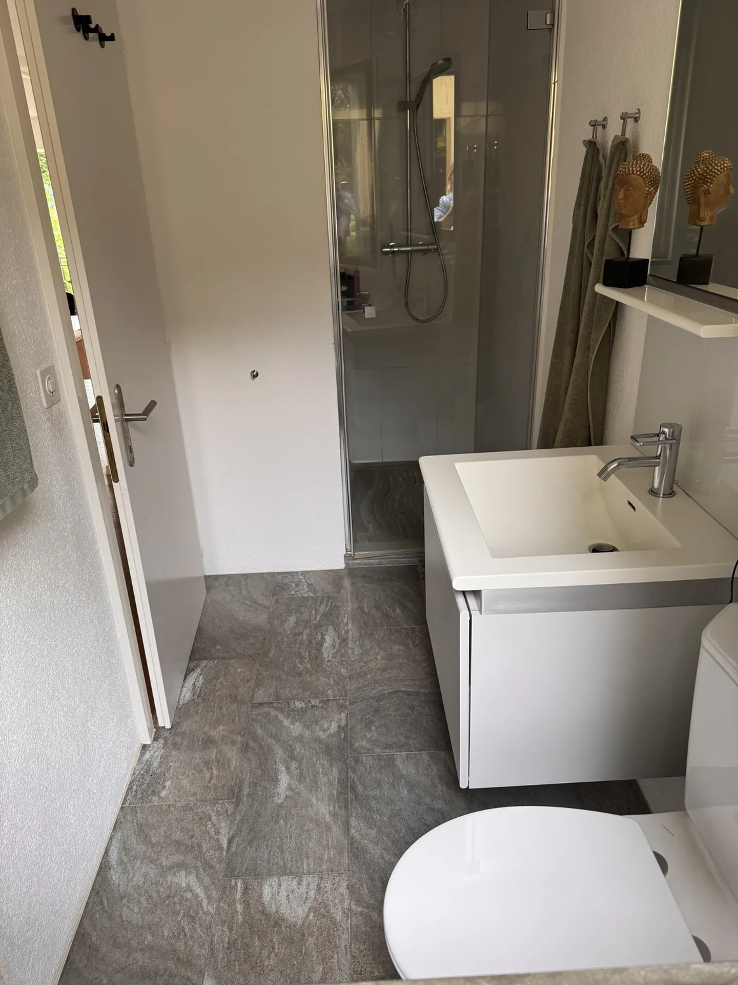 Charming Duplex with Mountain View - Photo 7 of 10