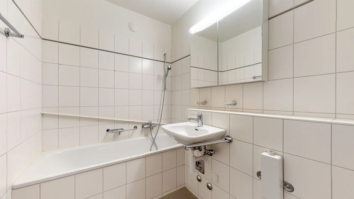 Ein Steinwurf vom loc entfernt - Foto 6 von 8