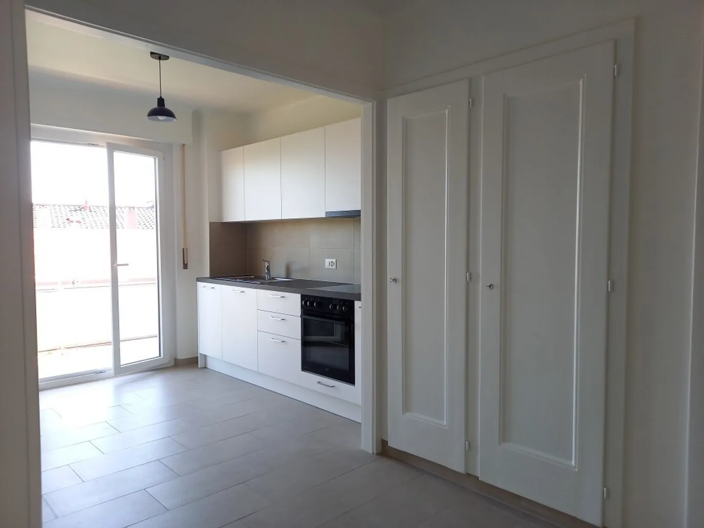 Appartamento Incantevole con Vista Lago - Foto 3 di 7