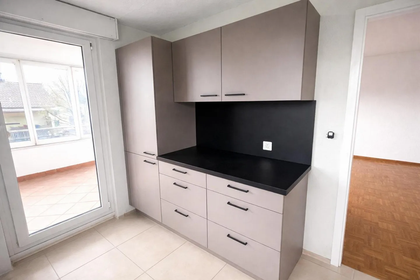 Spacious 5.5-room apartment with balcony in Widnau - Photo 4 of 6