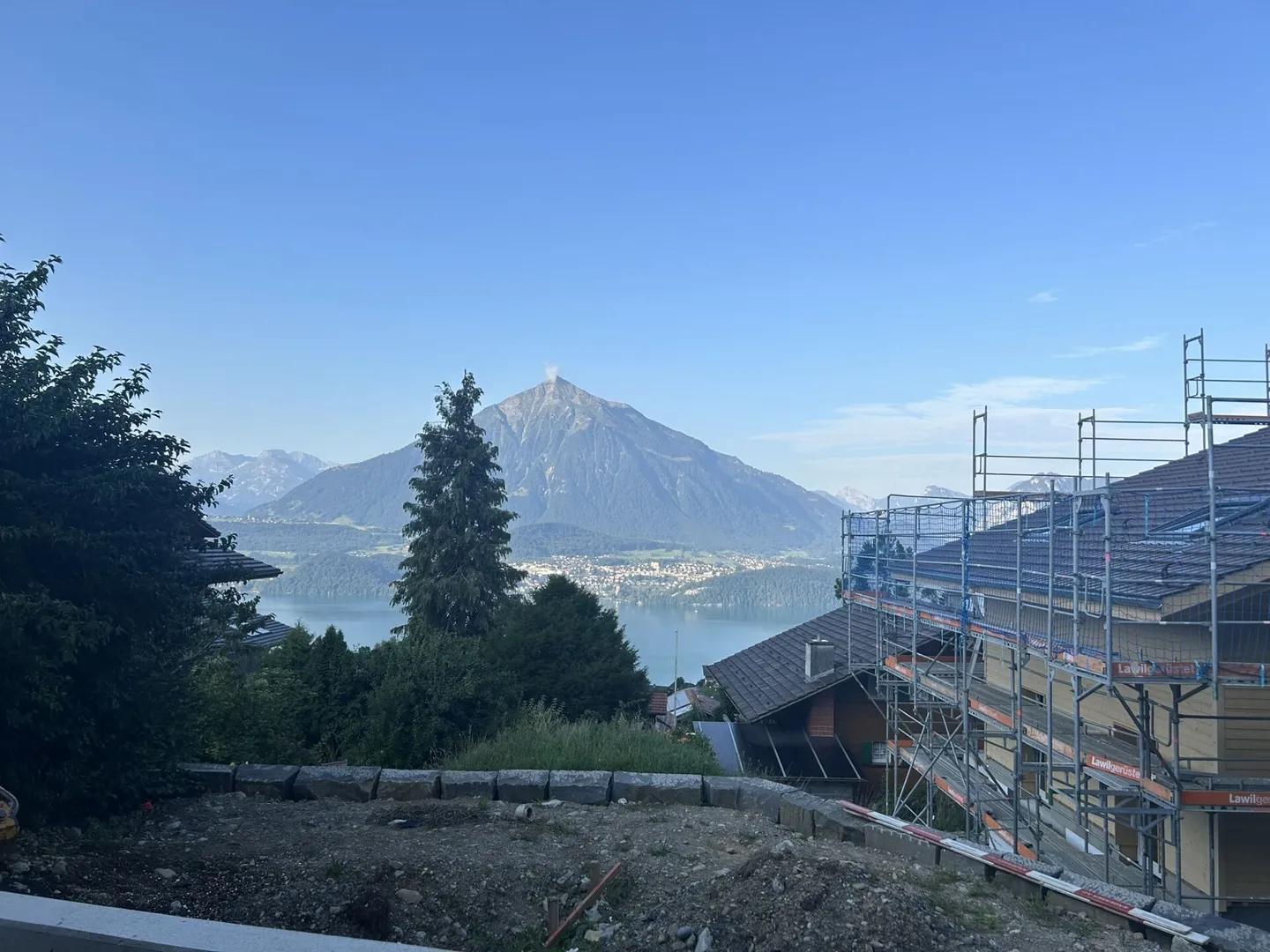 Première occupation après rénovation - Appartement de 4,5 pièces au sous-sol - Photo 1 sur 15