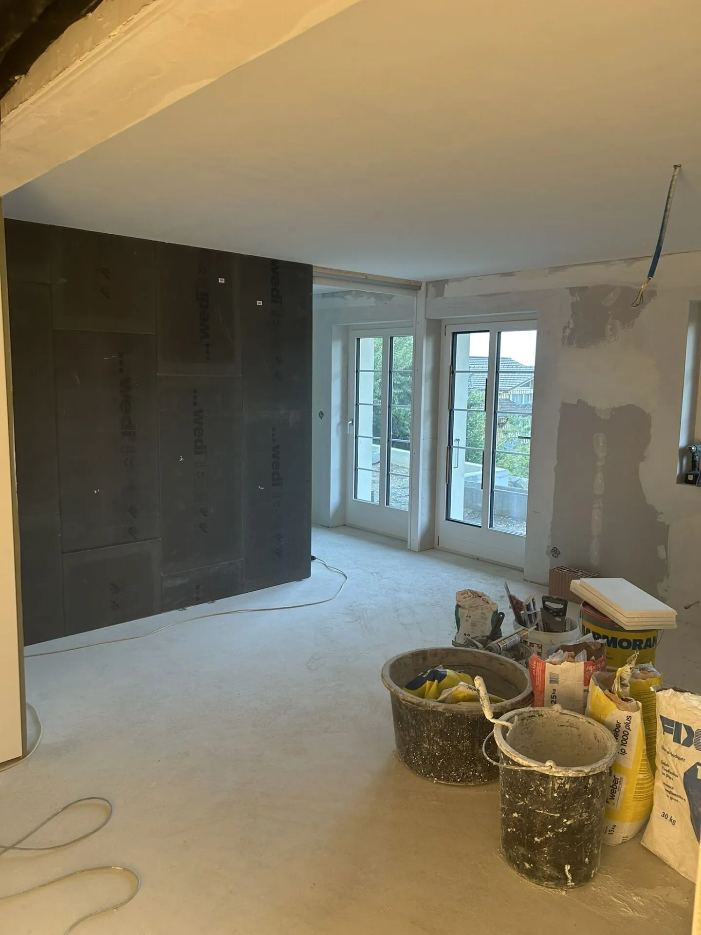 Première occupation après rénovation - Appartement de 4,5 pièces au sous-sol - Photo 5 sur 15