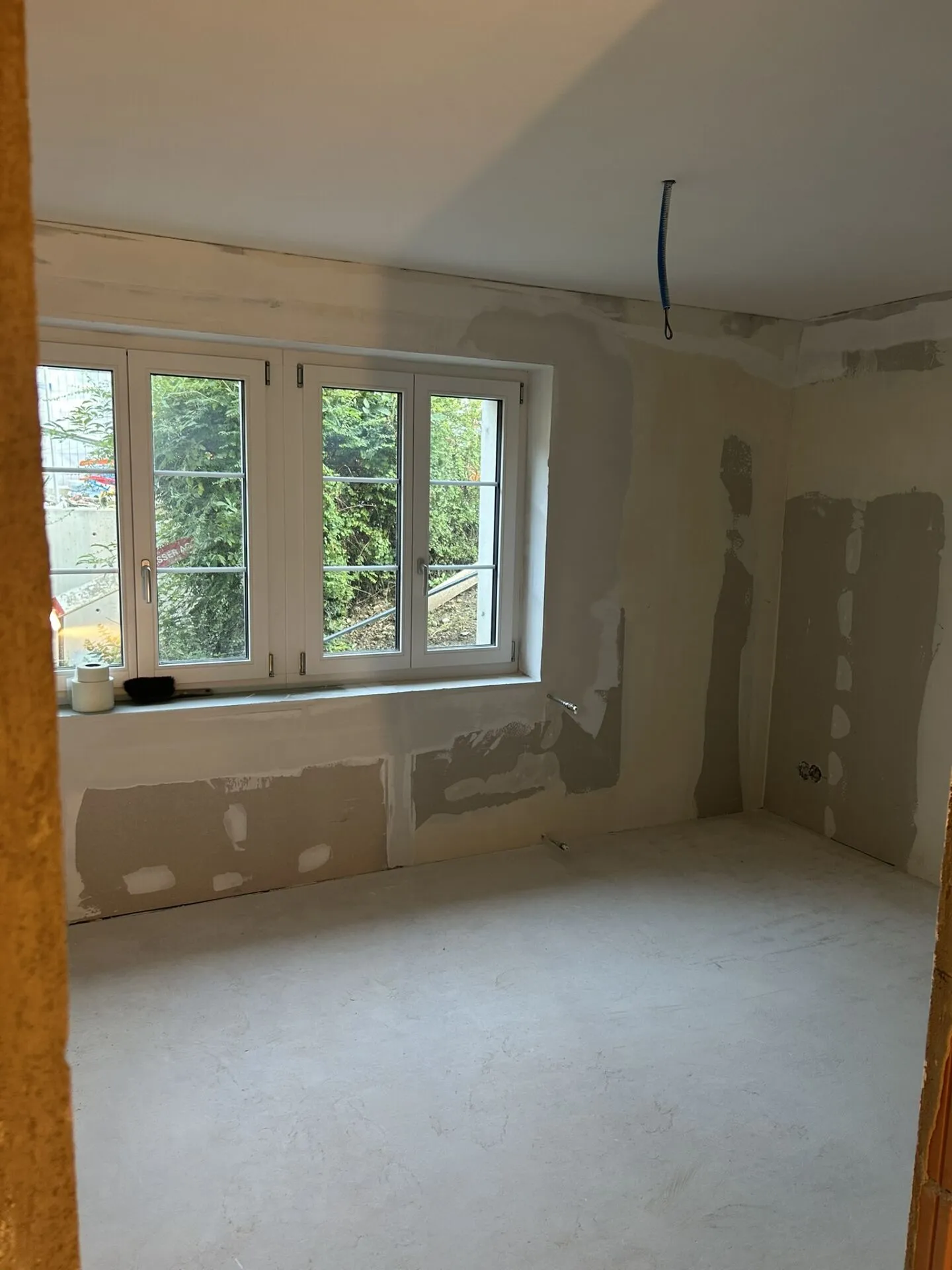 Première occupation après rénovation - Appartement de 4,5 pièces au sous-sol - Photo 7 sur 15