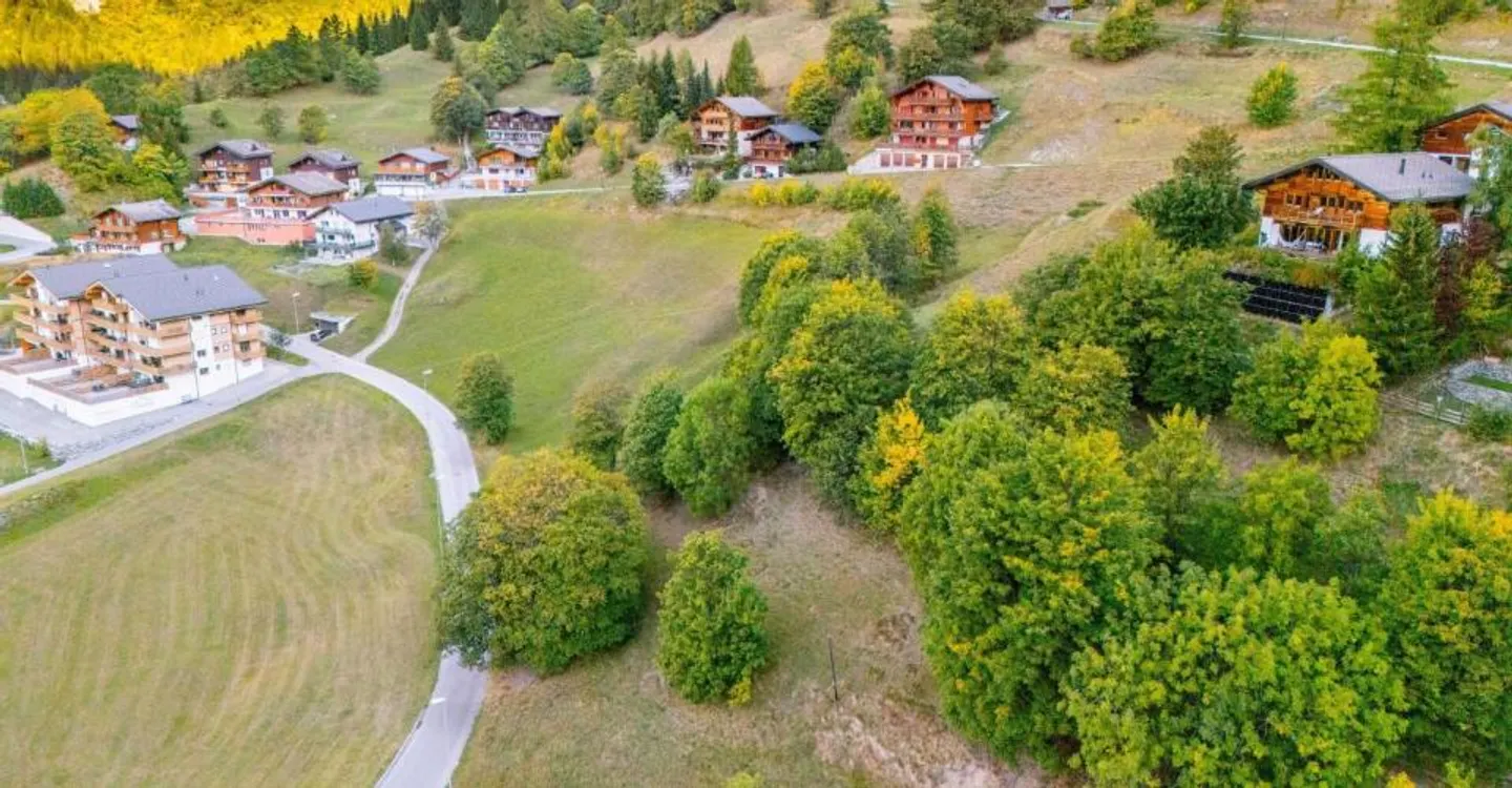 Terreno edificabile attraente a Leukerbad con vista mozzafiato - Foto 2 di 6