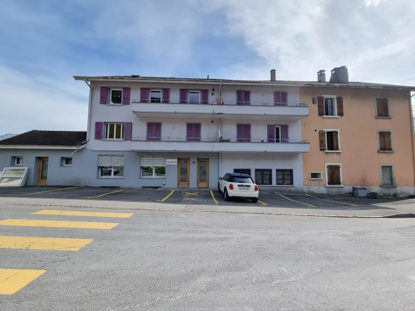 Charmante 2.5-Zimmer-Wohnung mit Balkon, nur einen Steinwurf vom Zentrum entfernt - Foto 1 von 6