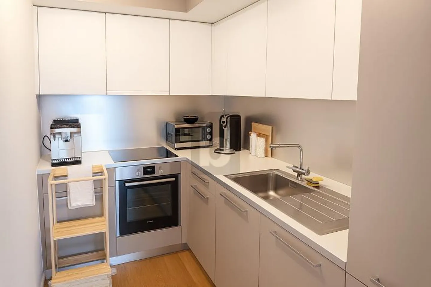 Apartment for rent - Photo 4 of 6