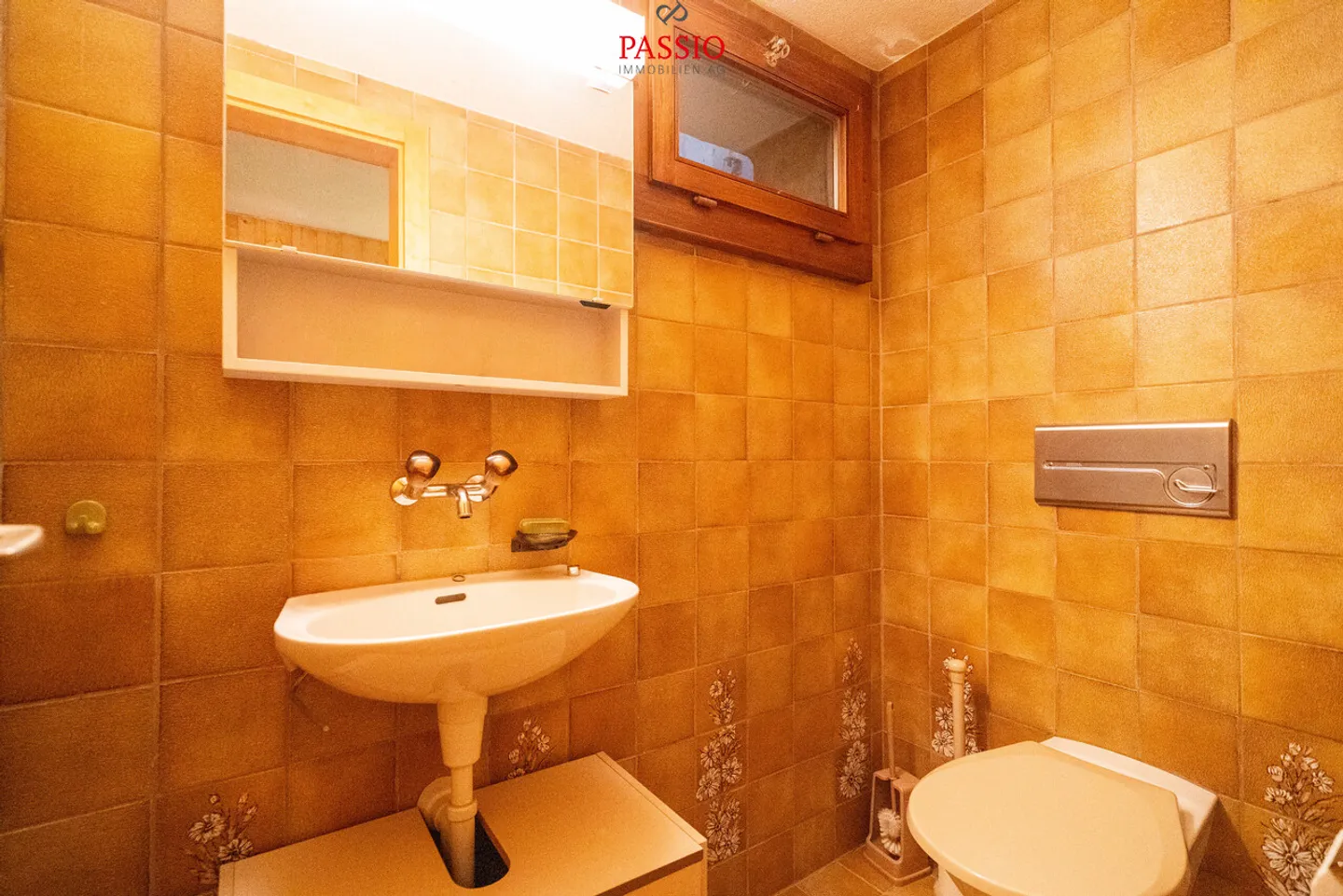 Ampia casa unifamiliare di 5,5 stanze con piscina e vista sulle montagne - Foto 27 di 39