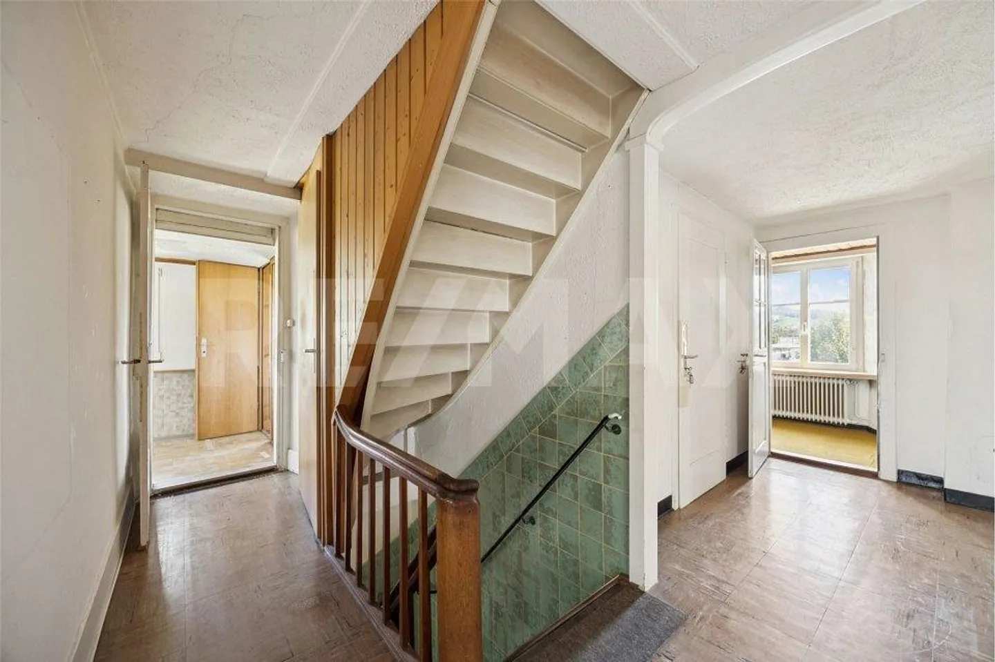 Casa residenziale e di ospitalità tradizionale con potenziale in una posizione privilegiata - Foto 8 di 13