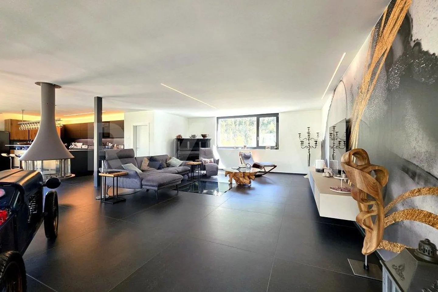 Modern villa with exclusive amenities and panoramic views over the Rhône... - Photo 3 of 13
