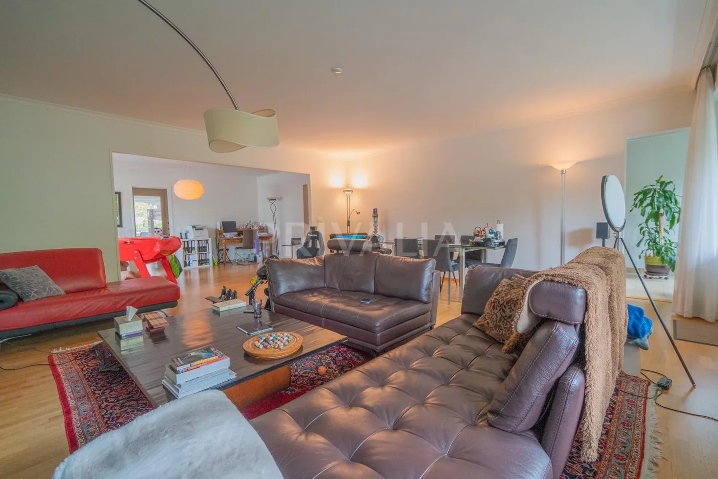 Appartement 7 pièces - Photo 2 sur 11