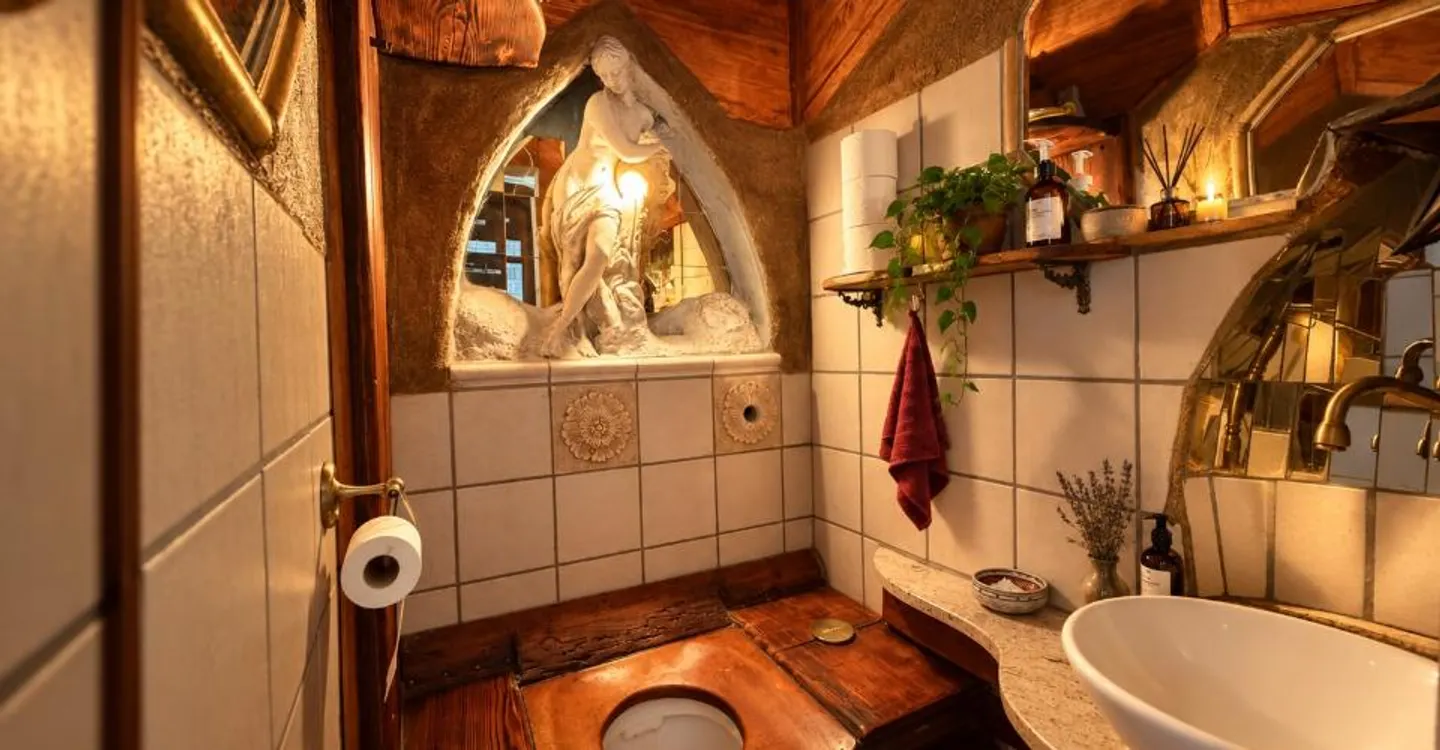 Atypical Character House in Savièse: Volumes, Authenticity, and Potential - Photo 12 of 13