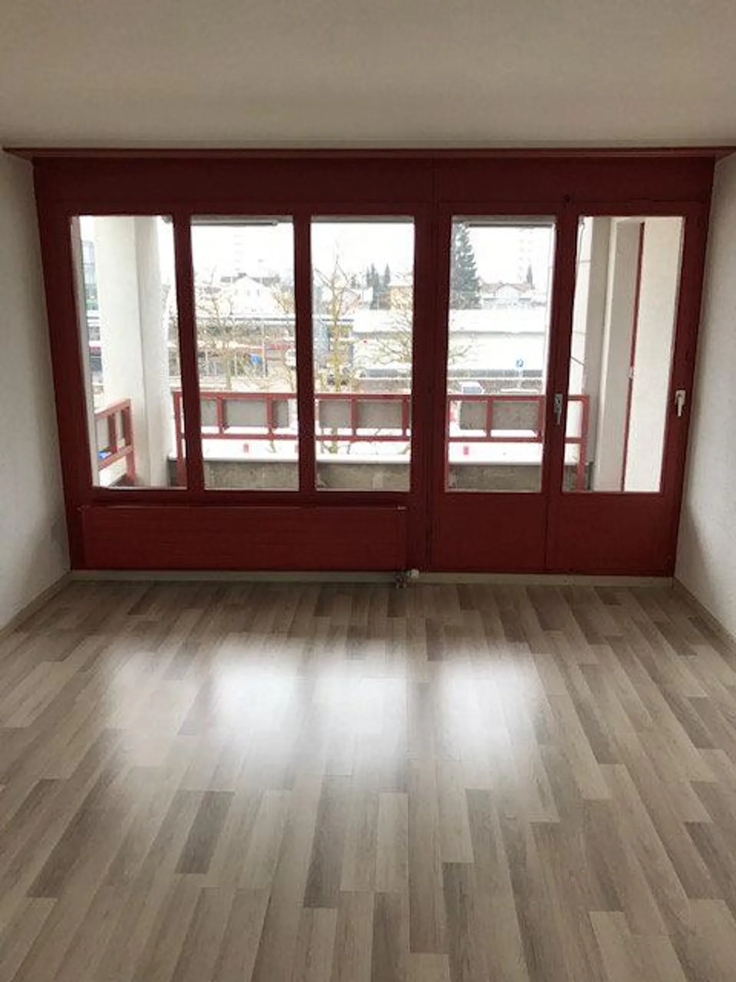 Zentrale 3-Zimmerwohnung am Bahnhof Wil - Foto 2 von 6