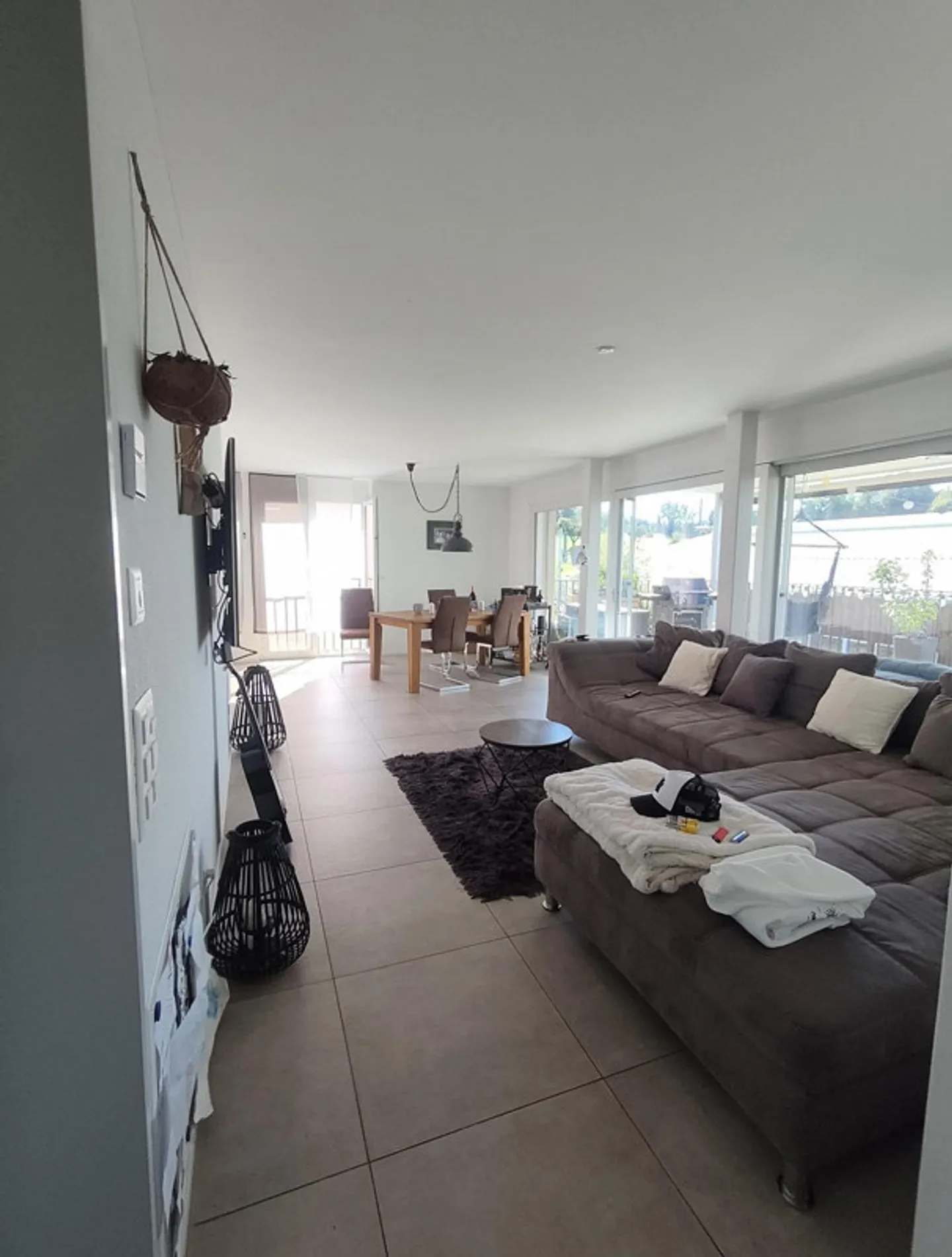 Charmante 3,5 Zimmer Wohnung - Foto 1 von 9