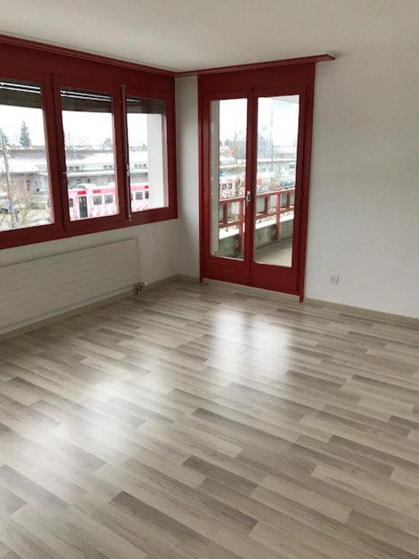 Zentrale 3-Zimmerwohnung am Bahnhof Wil - Foto 3 von 6