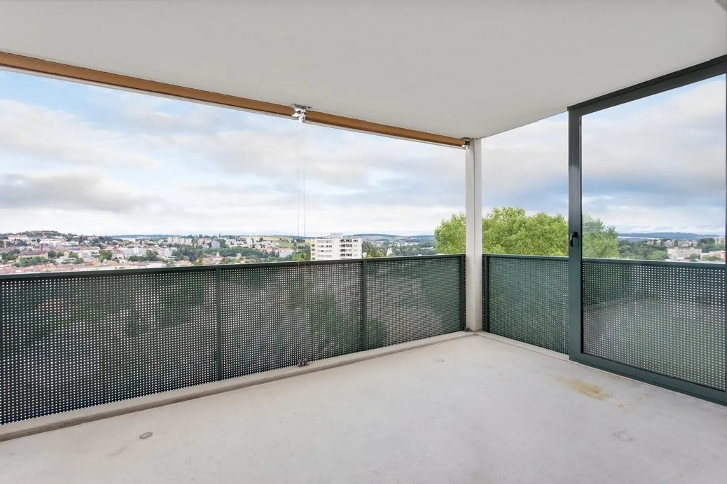 In affitto senza deposito - Appartamento con vista - Foto 6 di 7