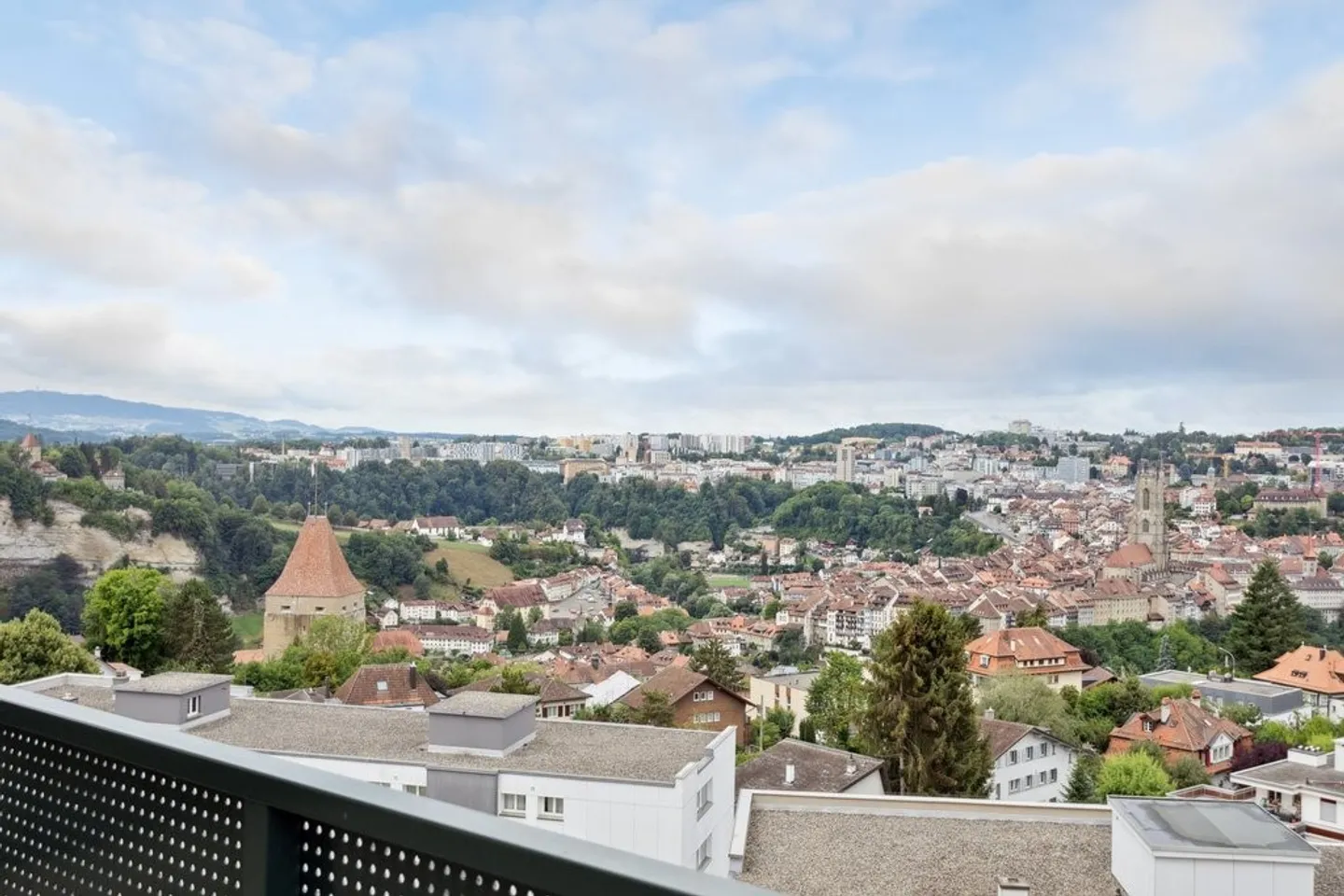 In affitto senza deposito - Appartamento con vista - Foto 7 di 7