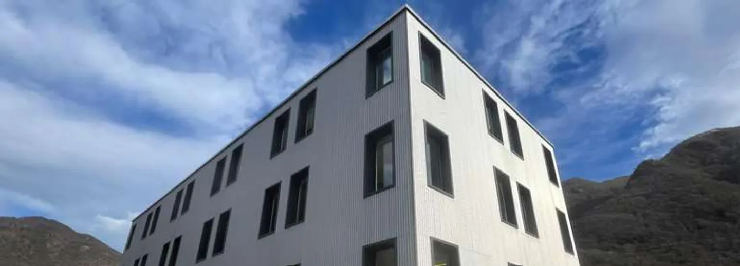 Büro-/Gewerbefläche in Mezzovico zu vermieten - Photo 1 of 5