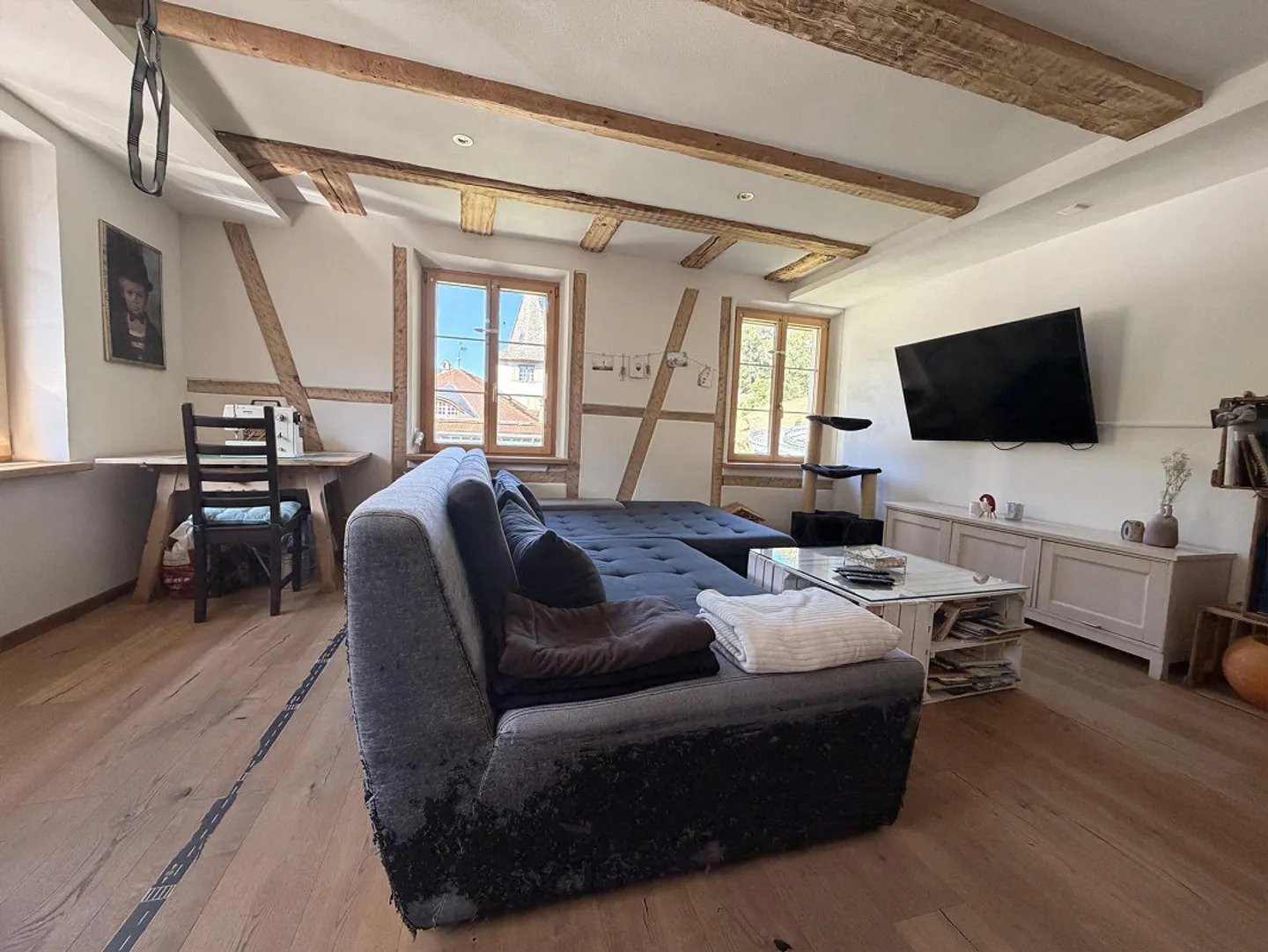 Auberge avec appartement de 5½ pièces dans les combles - Photo 8 sur 10