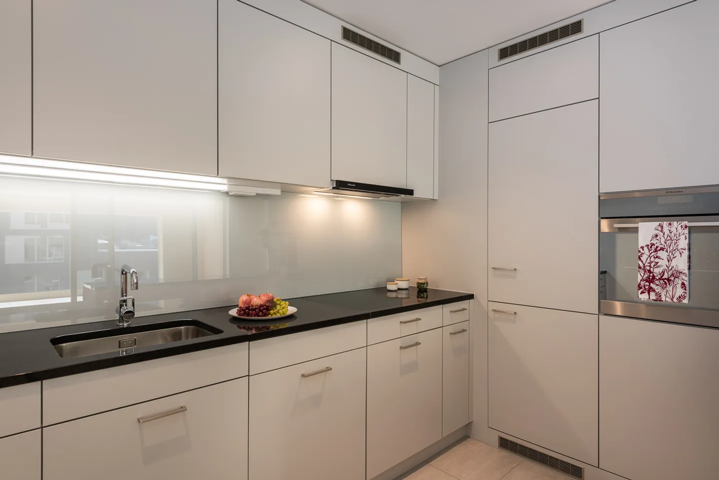 Centrally Located Home in Littau - Photo 3 of 11