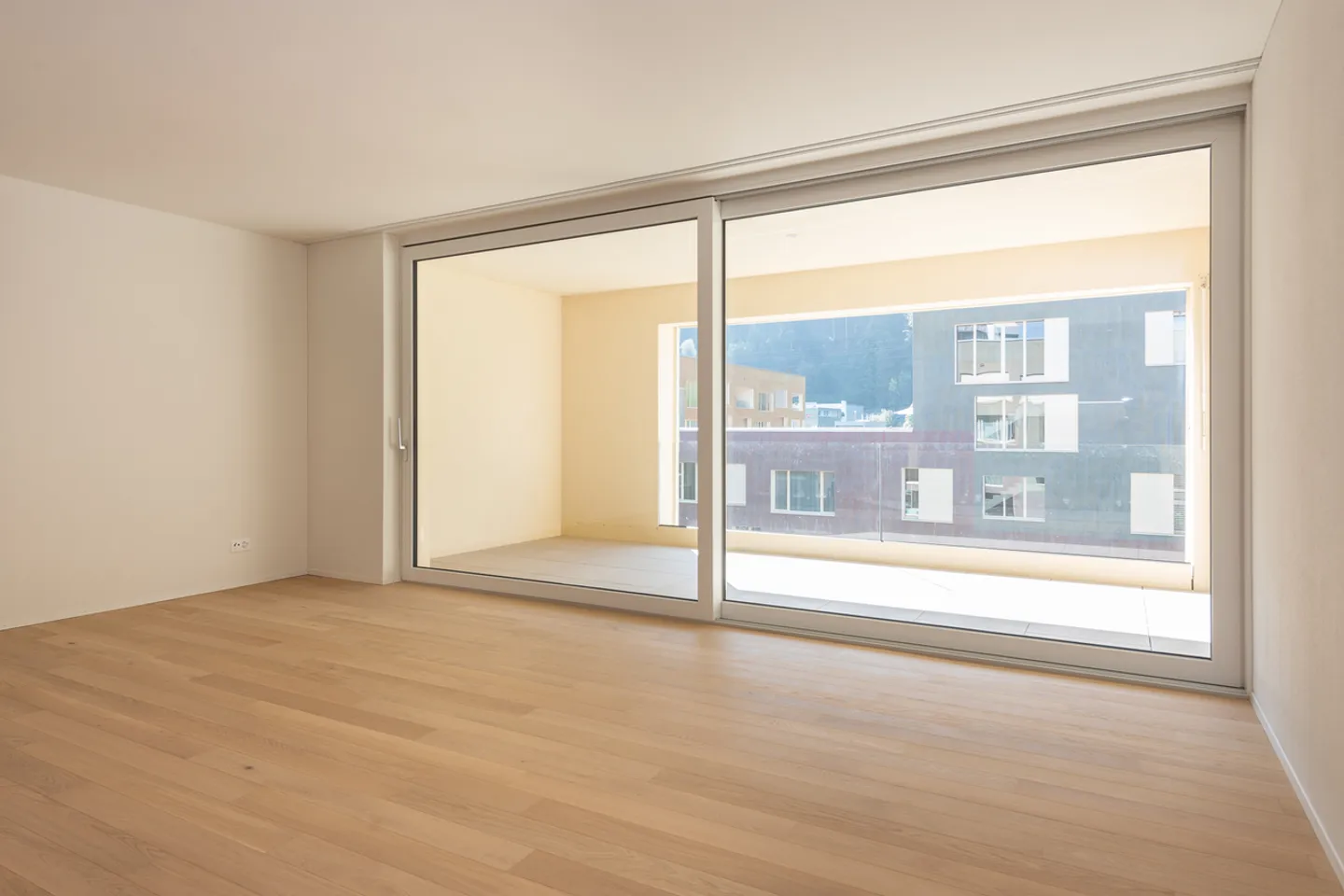 Centrally Located Home in Littau - Photo 5 of 11