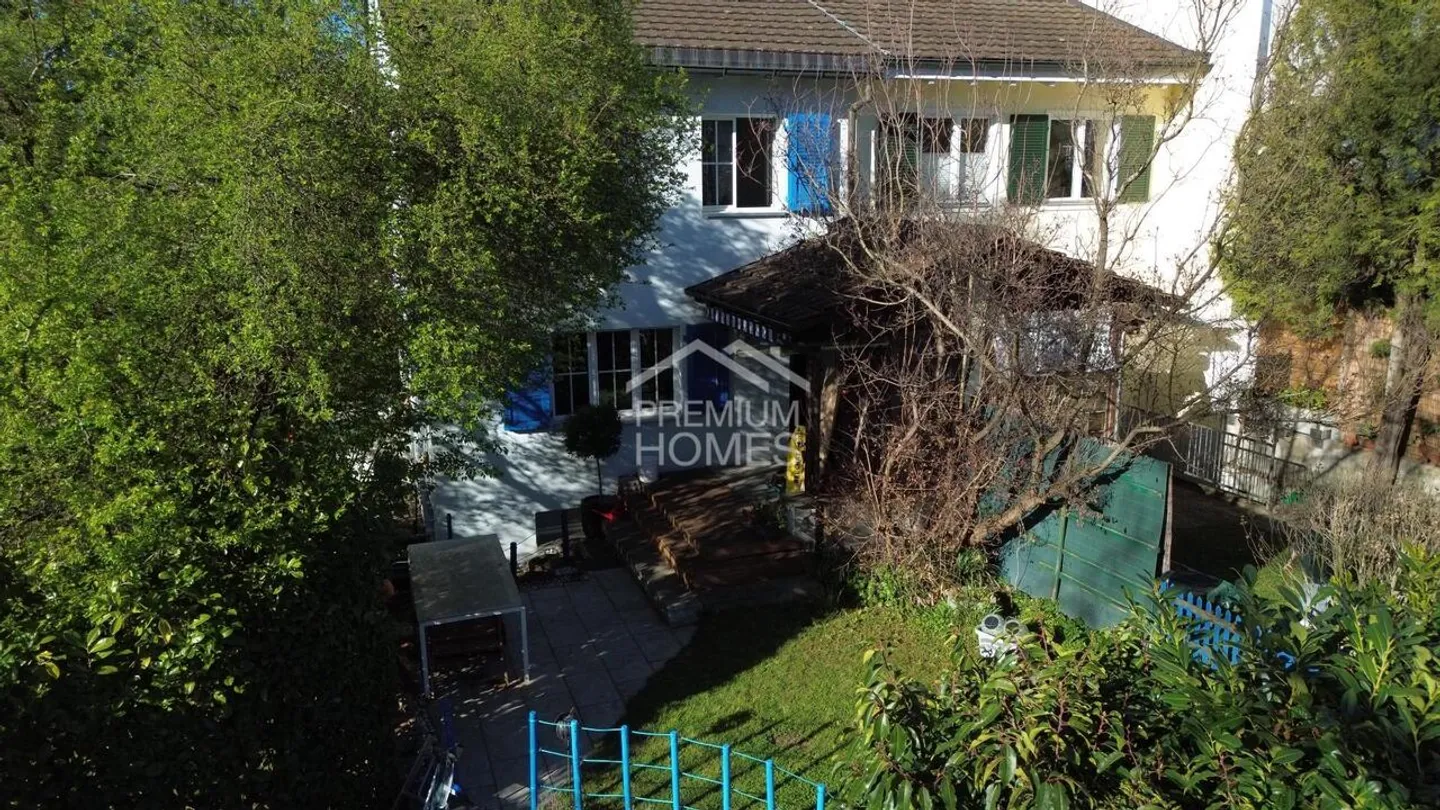 Casa a schiera attraente con molta privacy e giardino - Foto 9 di 10