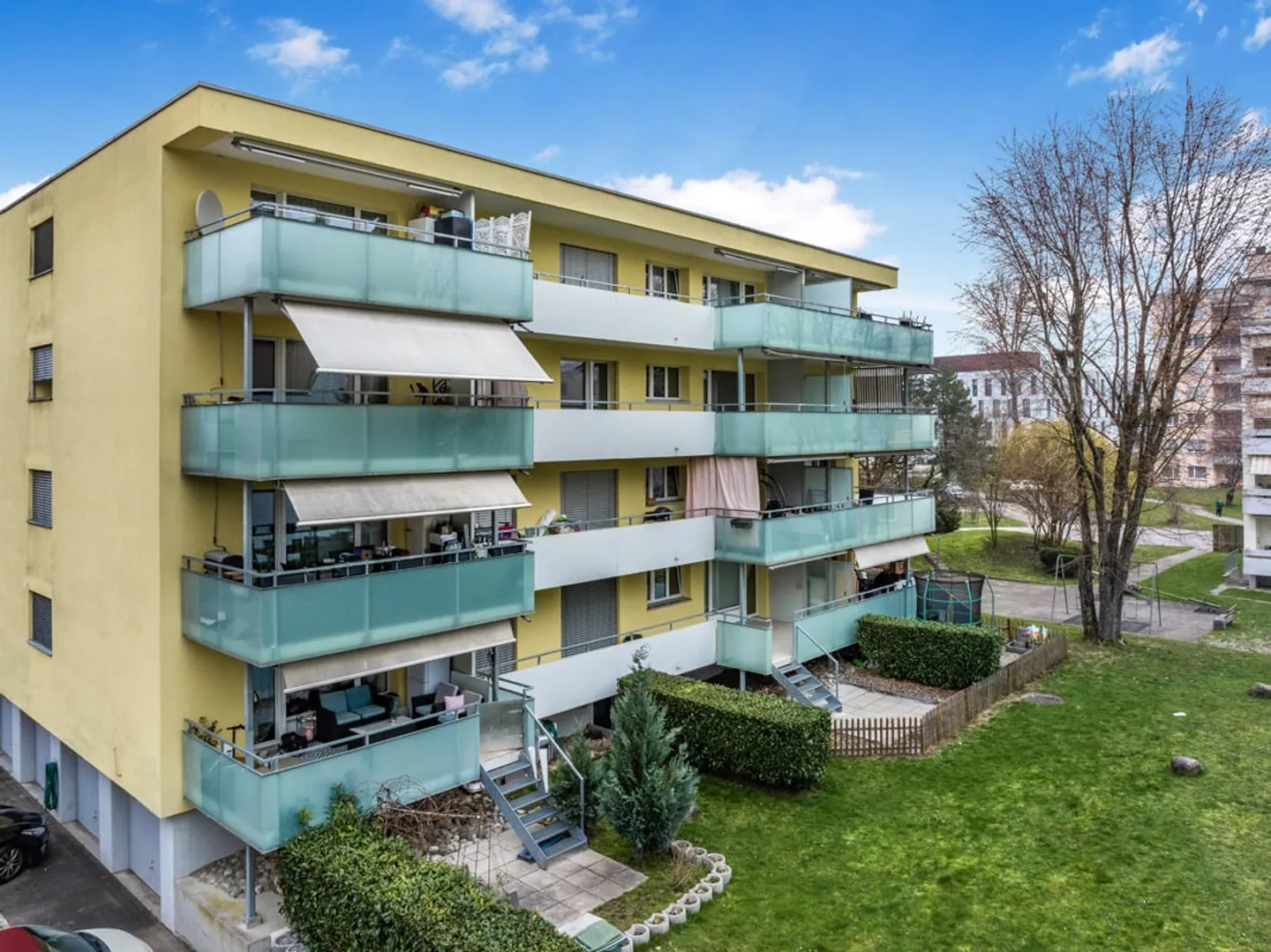 Modern 3.5-room apartment - Photo 2 of 12