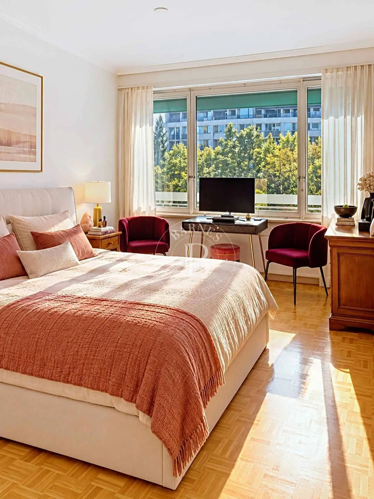 Schöne 4-Zimmer-Wohnung in hoher Etage im Herzen von Champel - Foto 6 von 10