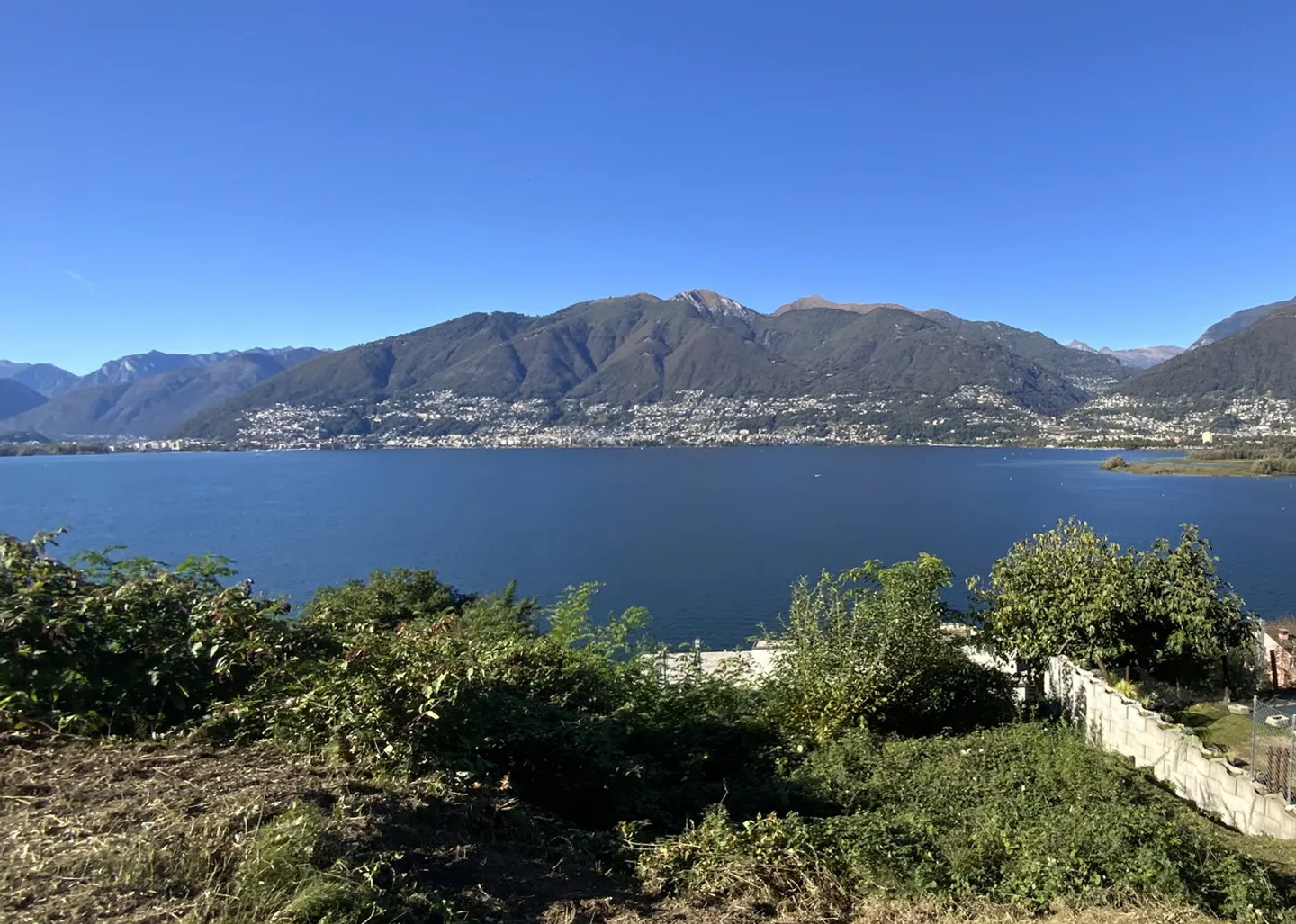 Terreno edificabile con vista lago a Magadino - un'opportunità unica - Foto 1 di 7