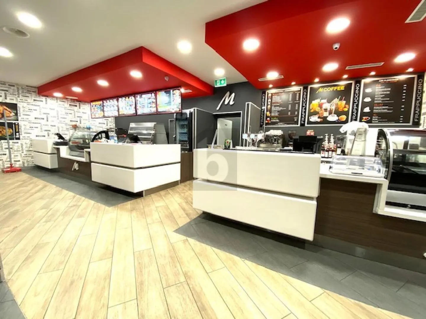 Restaurant Spacieux Près du Lac - Photo 3 sur 5