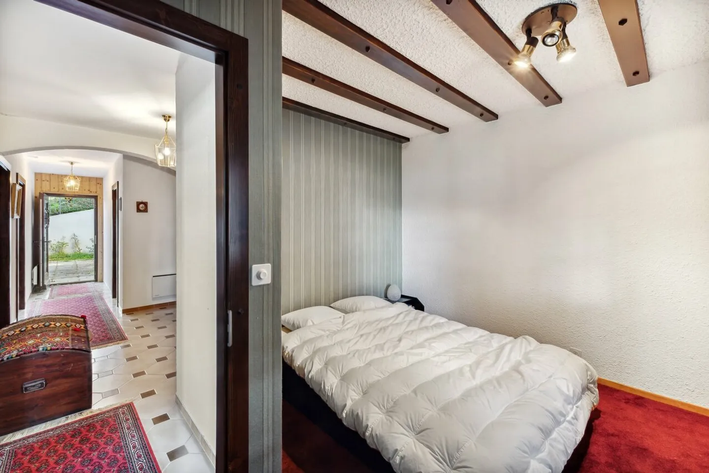 Extraordinary Chalet with Panoramic View - Photo 14 of 19