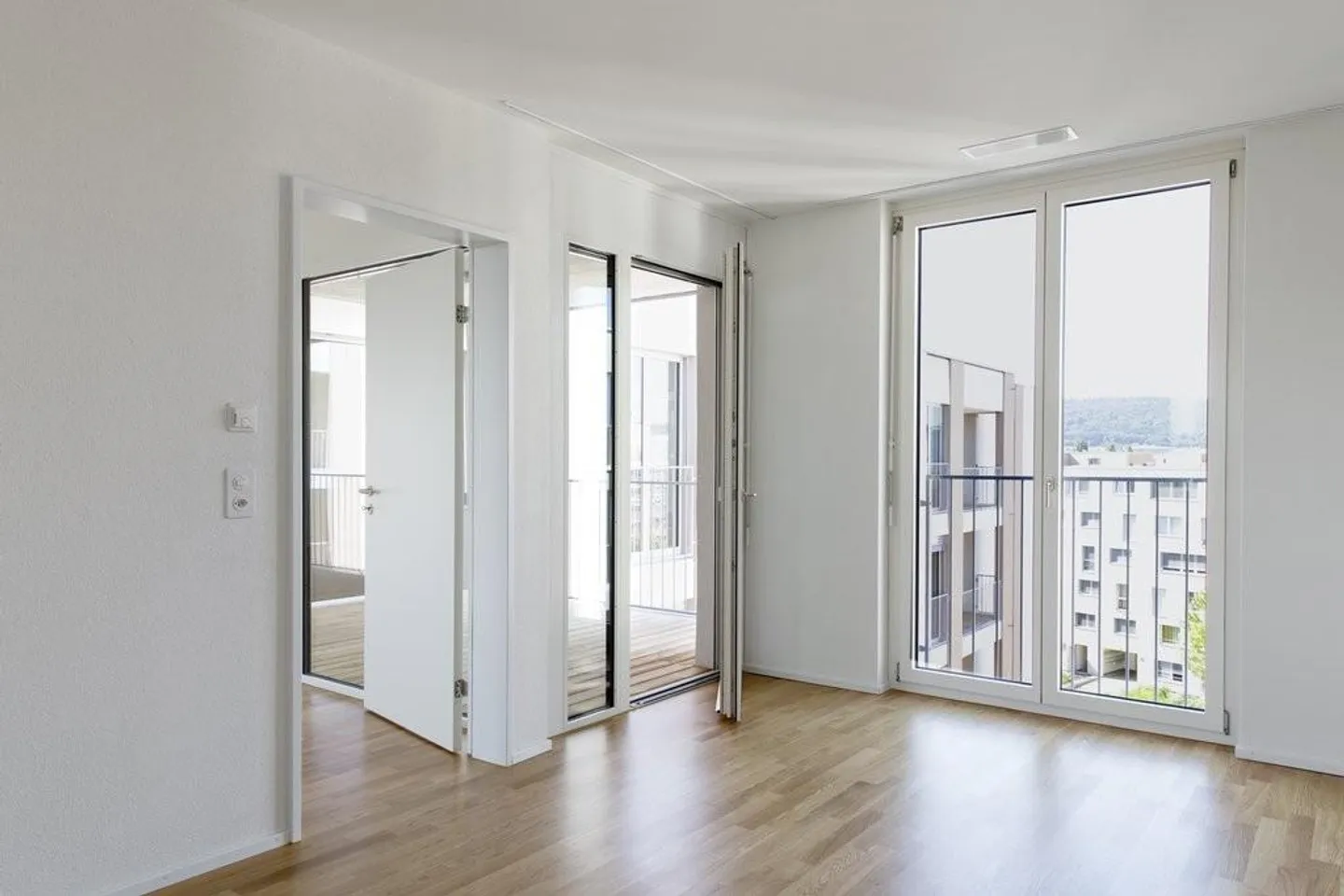 Modernes Apartment im Glattpark - Foto 4 von 8